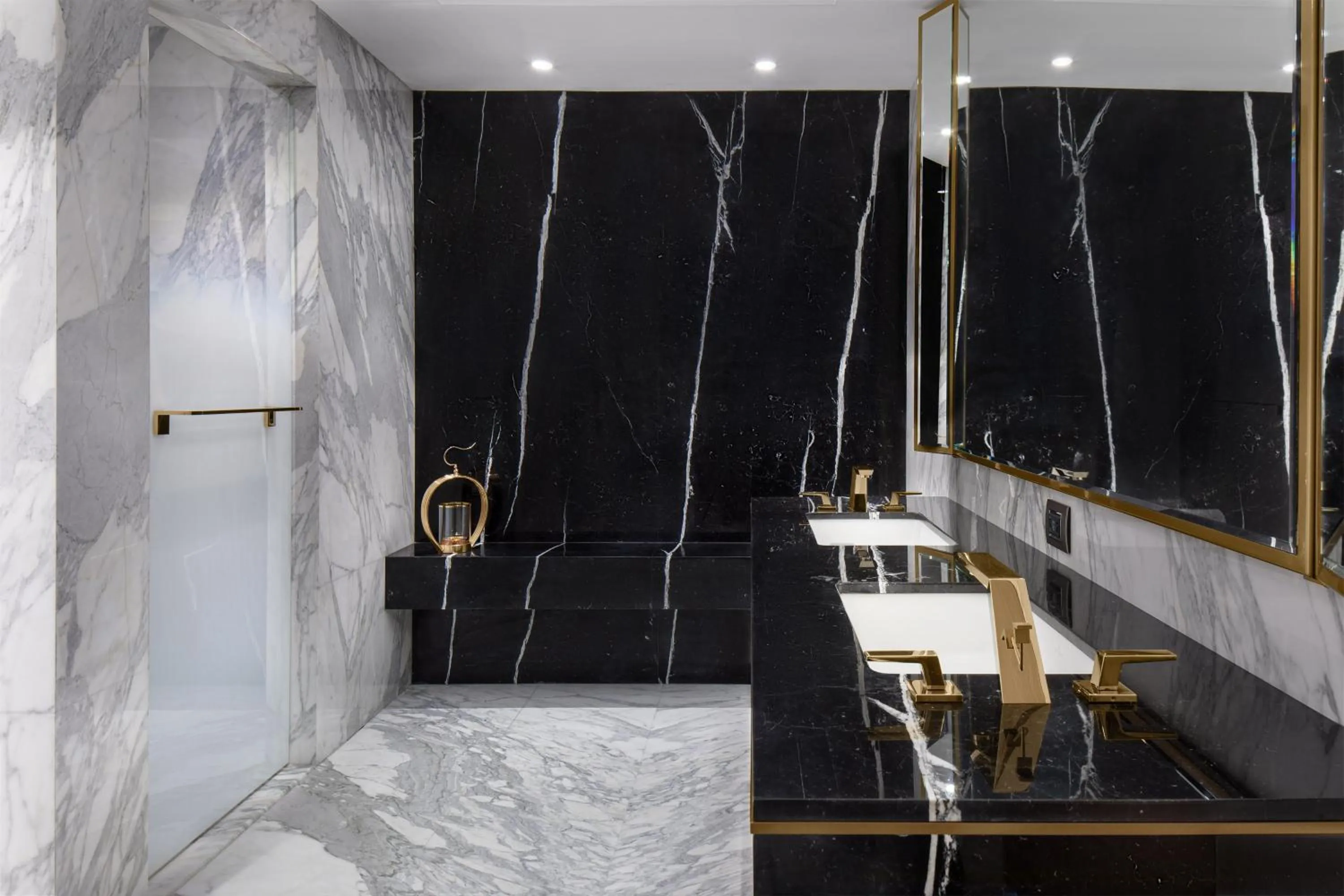 Bathroom in Reges, a Luxury Collection Resort & Spa, Cesme