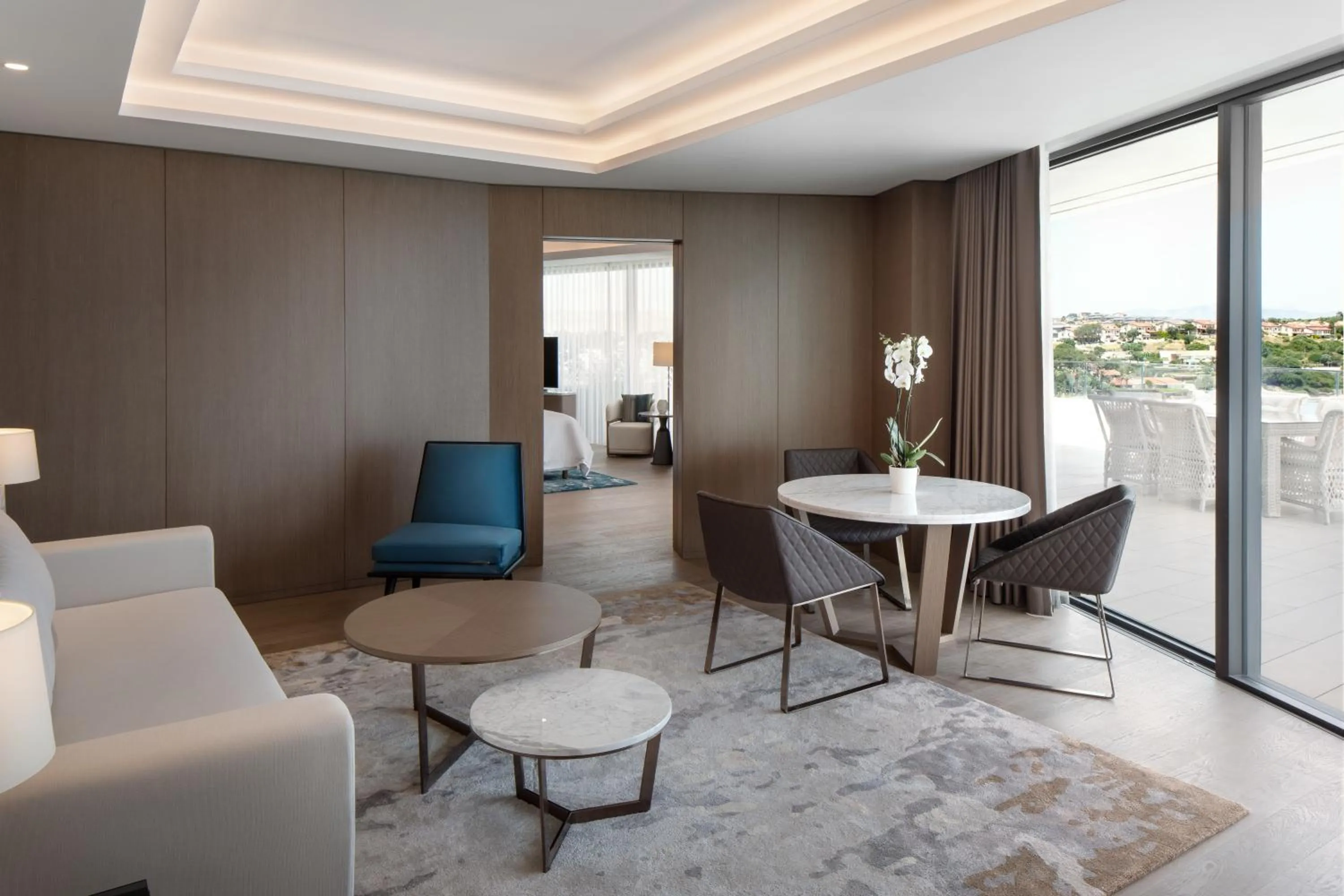 Living room in Reges, a Luxury Collection Resort & Spa, Cesme