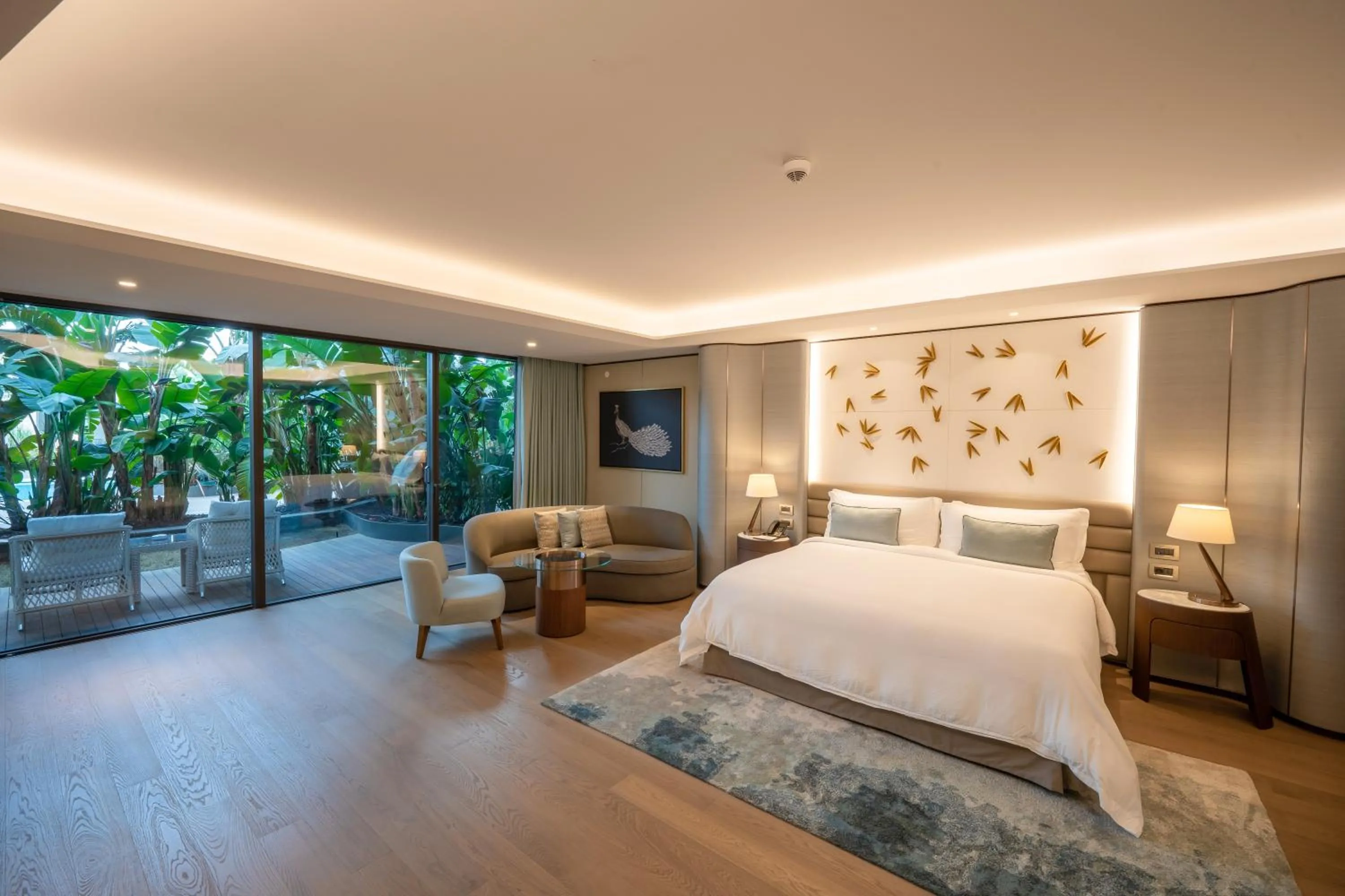 Bed in Reges, a Luxury Collection Resort & Spa, Cesme