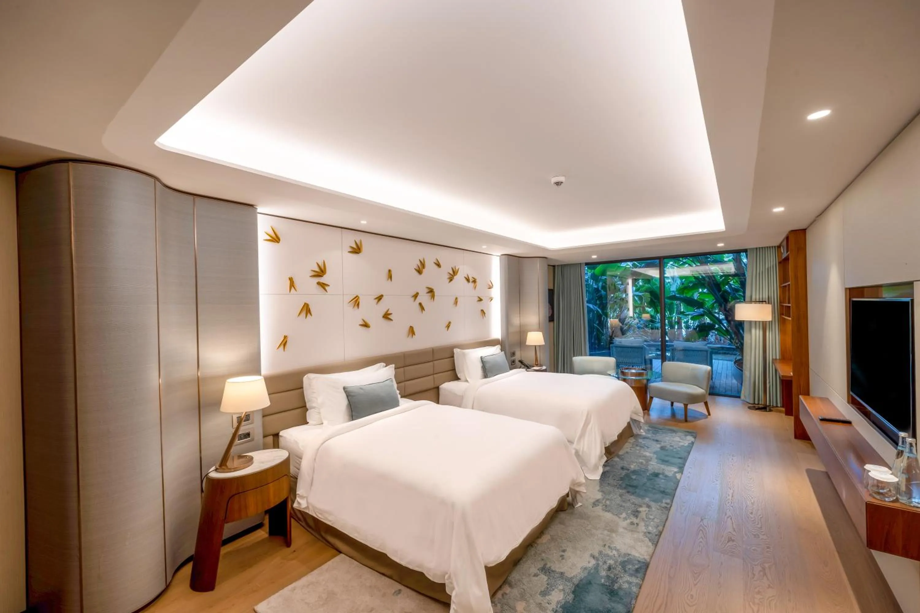 Bed in Reges, a Luxury Collection Resort & Spa, Cesme