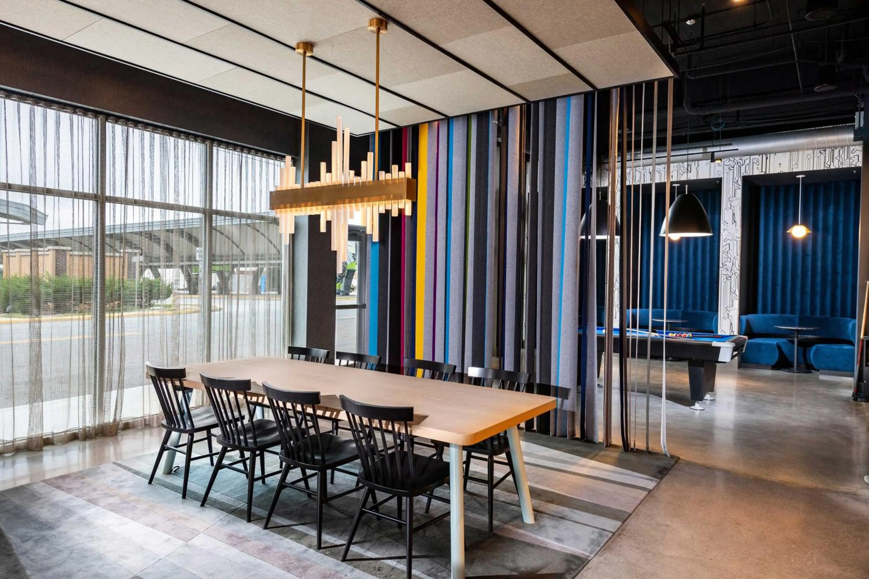 Lounge or bar in Aloft Savannah Downtown Historic District