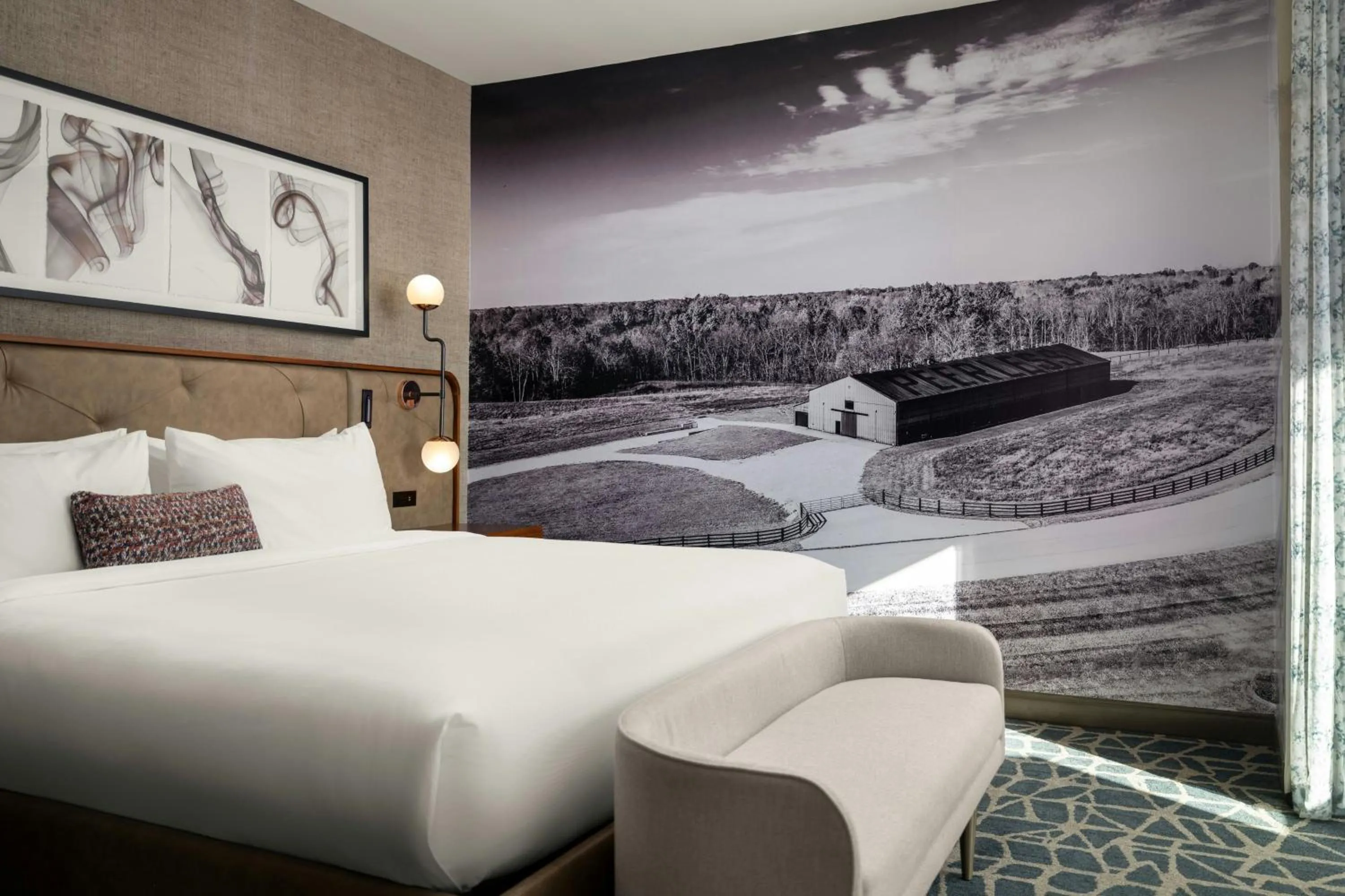 Bedroom, Bed in Hotel Distil, Autograph Collection