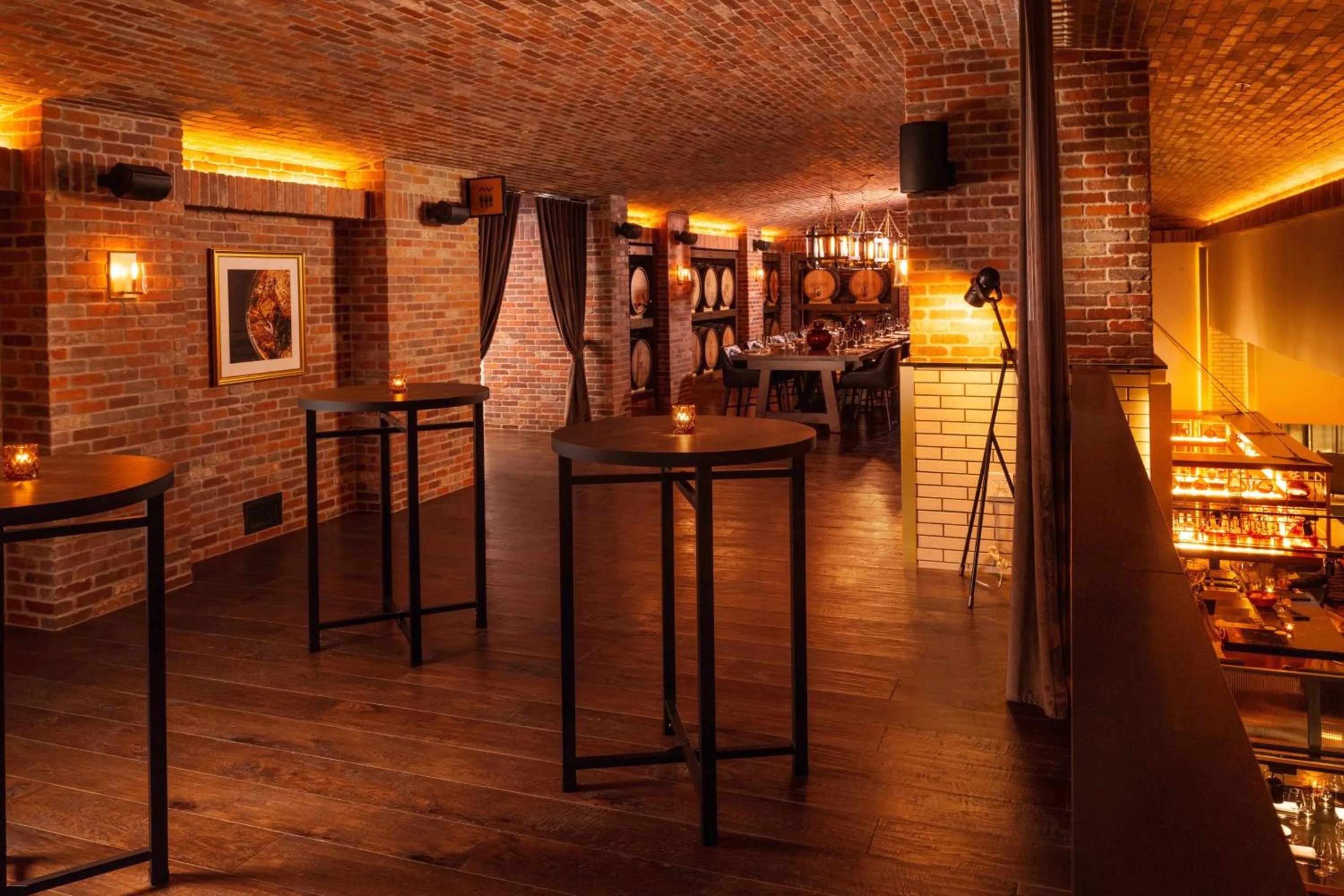 Lounge or bar in Hotel Distil, Autograph Collection