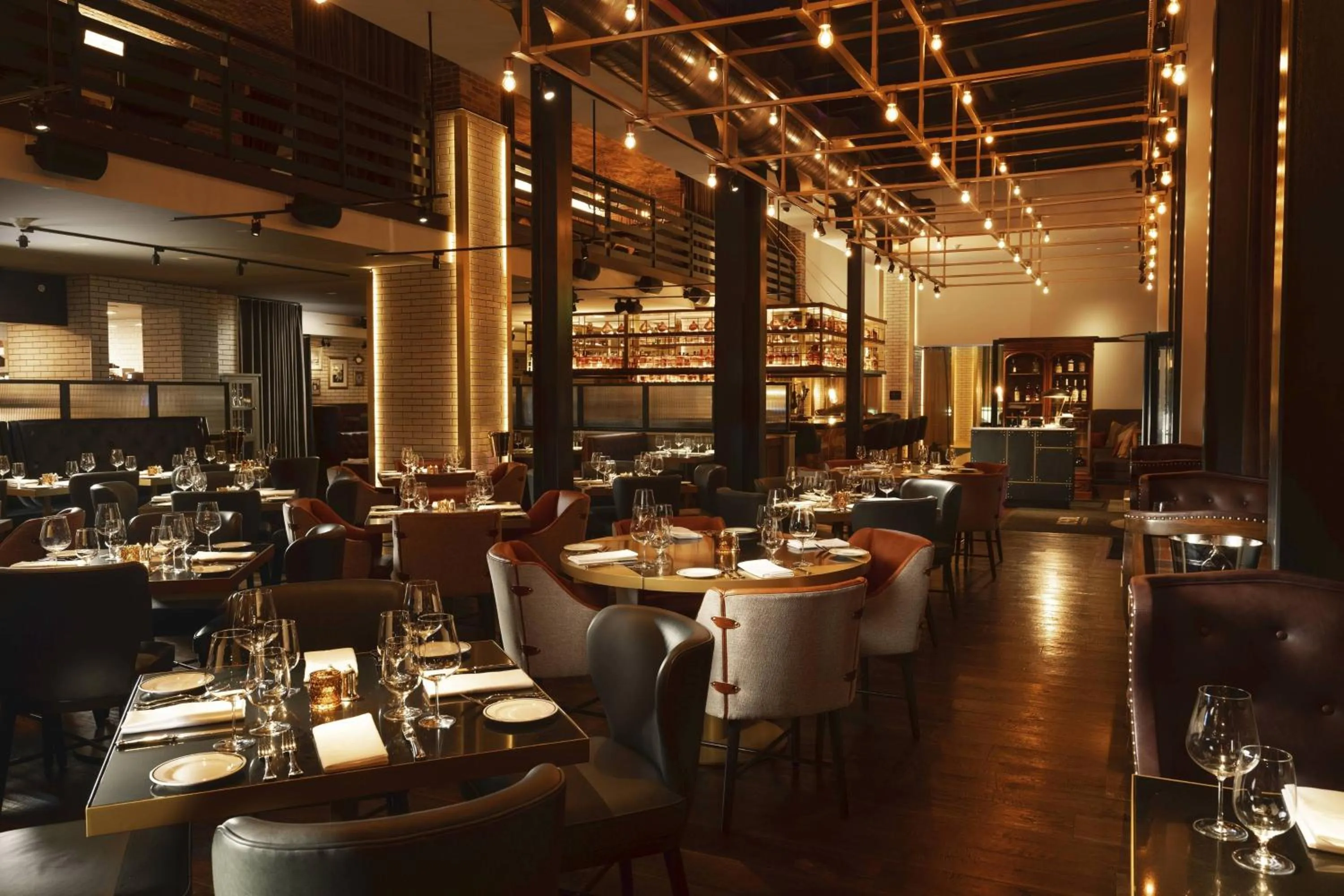 Restaurant/places to eat in Hotel Distil, Autograph Collection