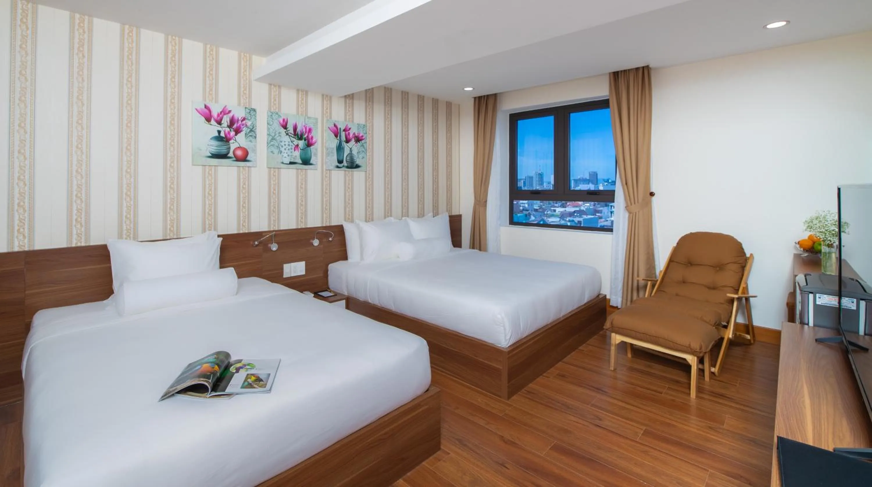 Bed in Rest Hotel & Apartment