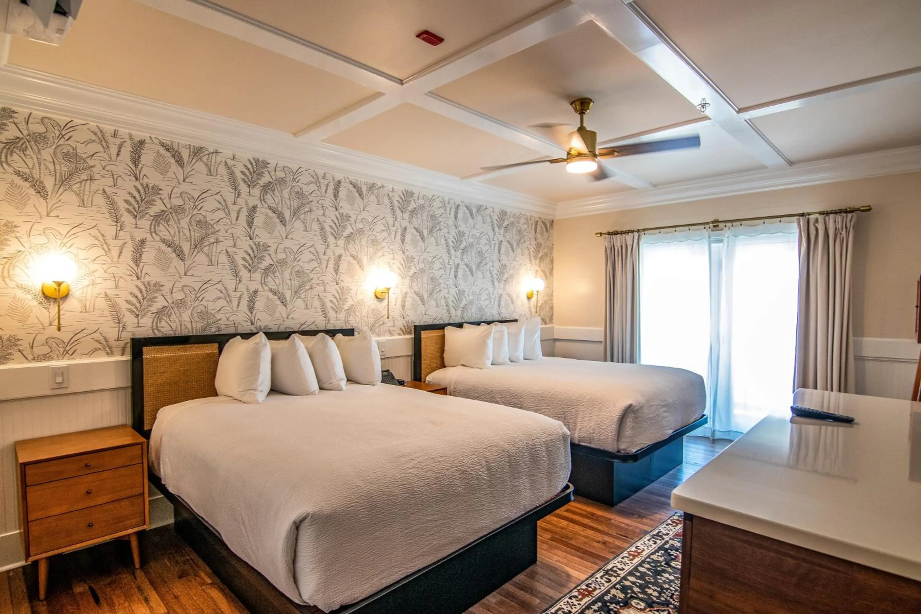 Bed in The Gibson Inn