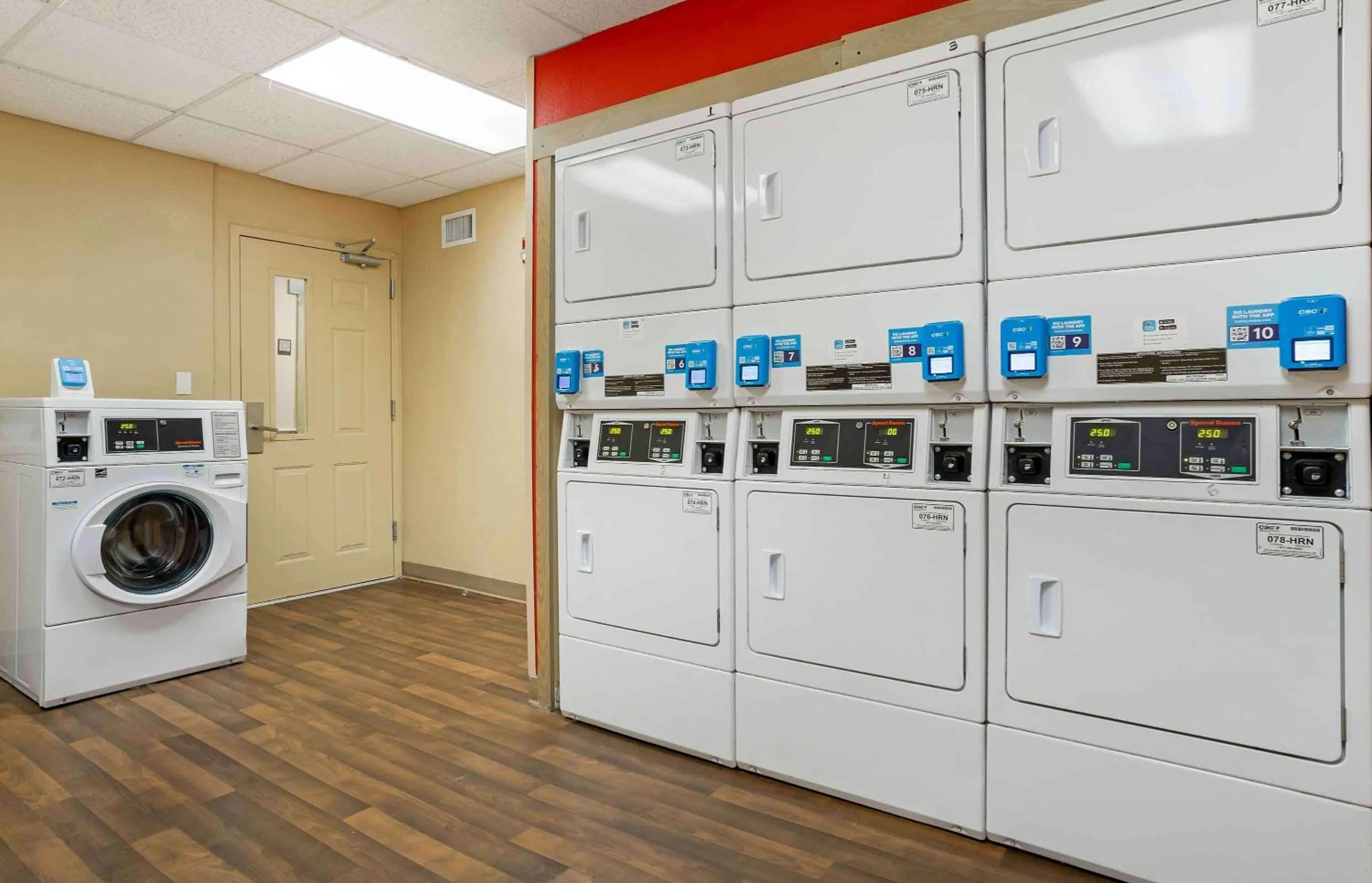 Property building in Extended Stay America Select Suites - Houston - Sugar Land