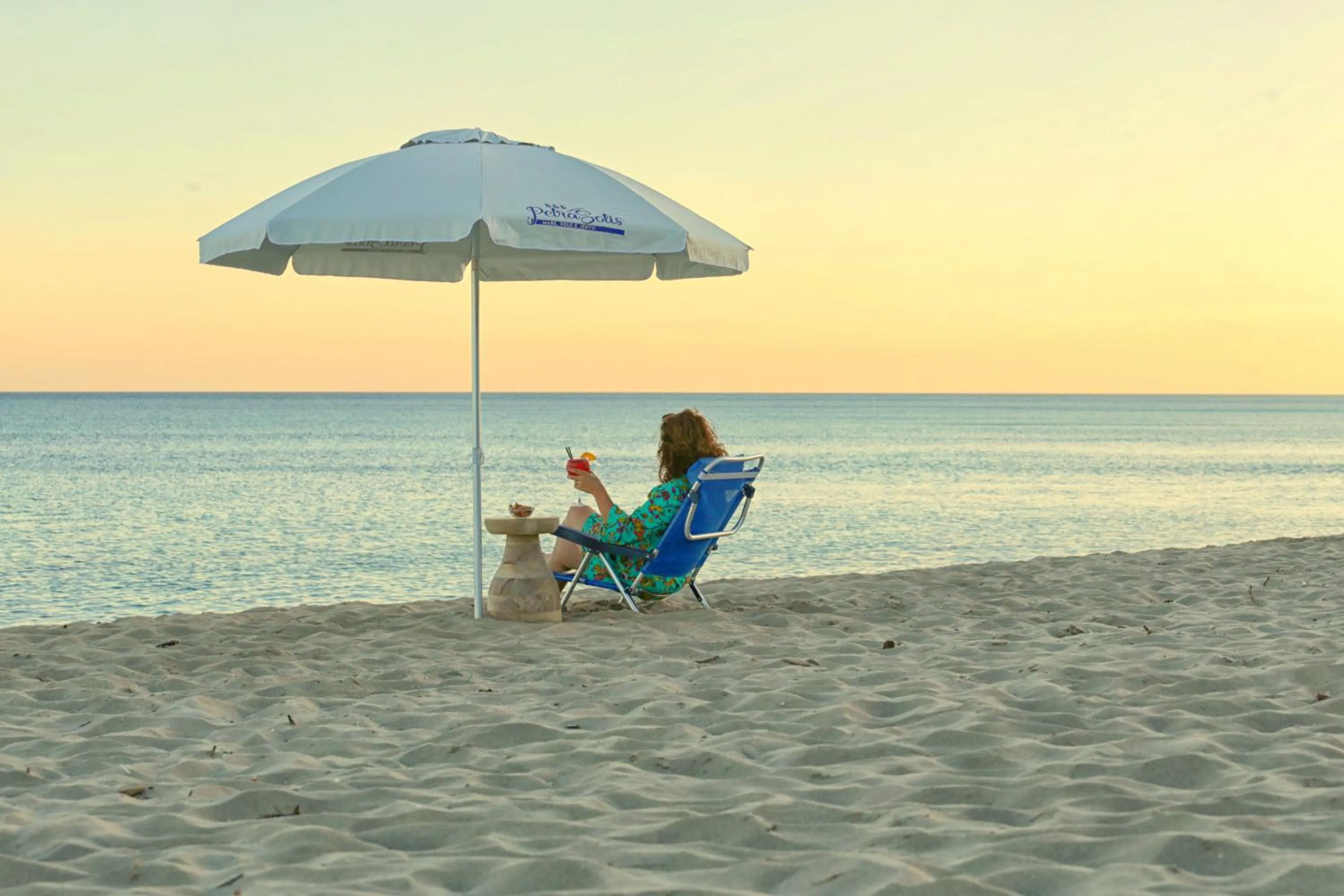 People in Petra Solis by Jdvacanze