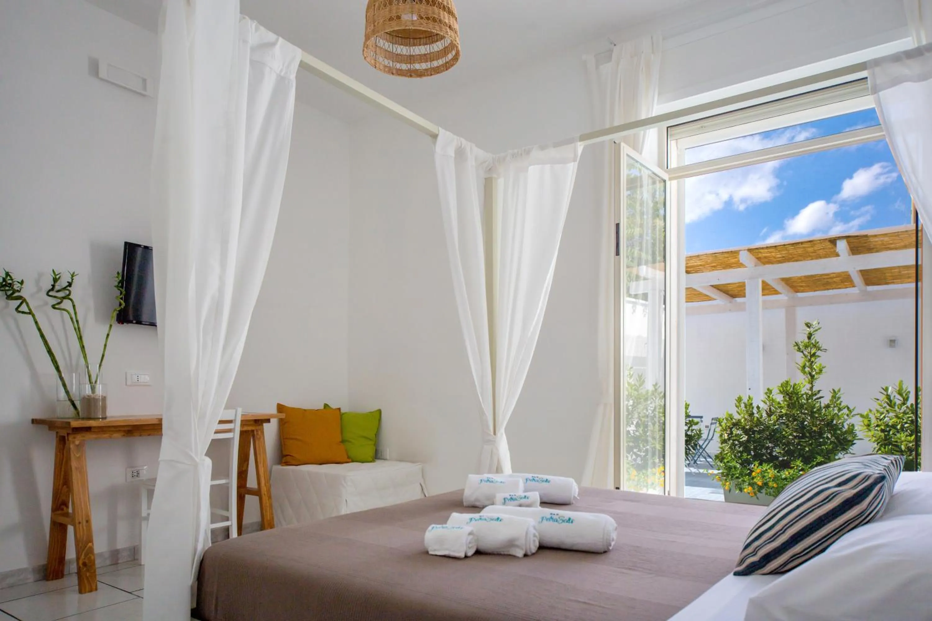 Nearby landmark, Bed in Petra Solis by Jdvacanze