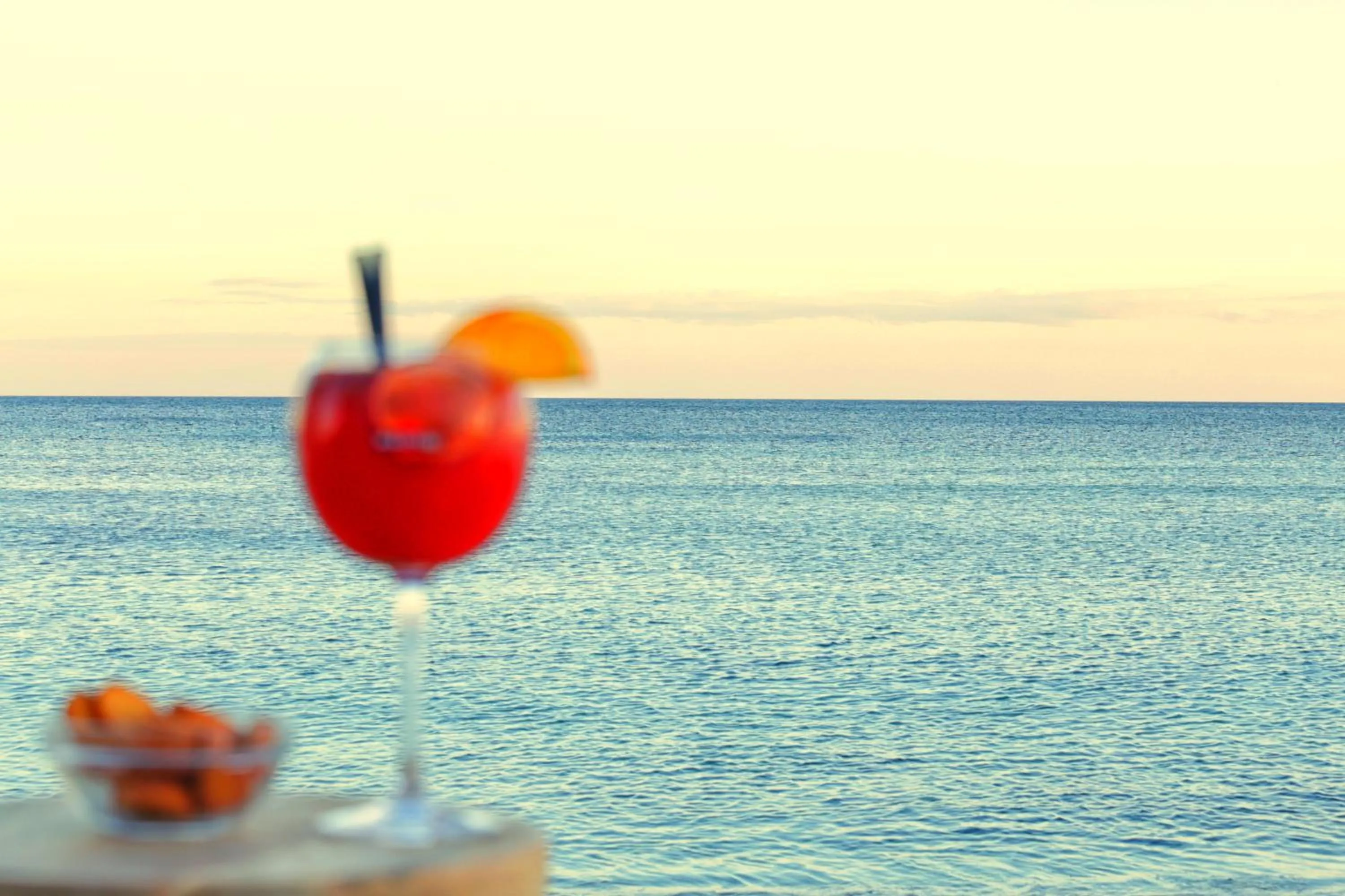 Drinks in Petra Solis by Jdvacanze