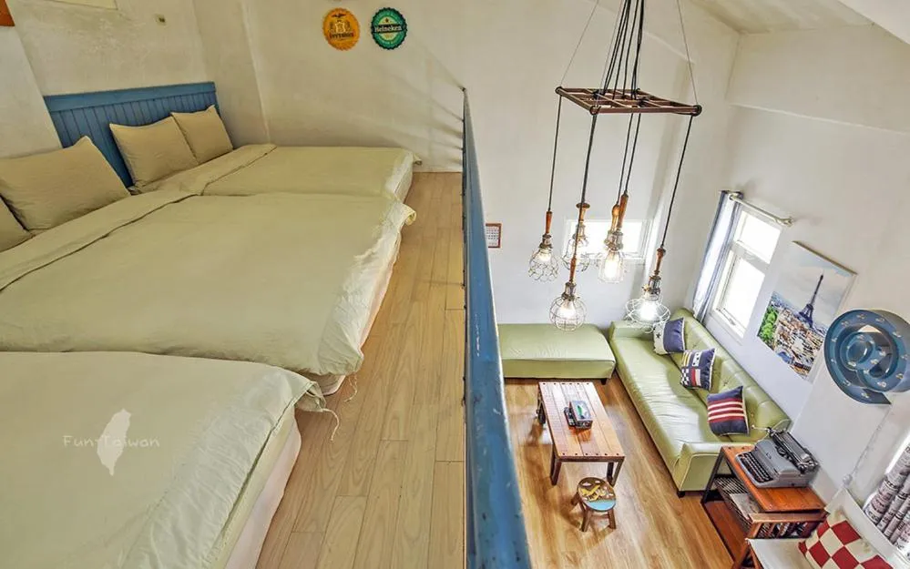 Family Room with Bath in Remis villa