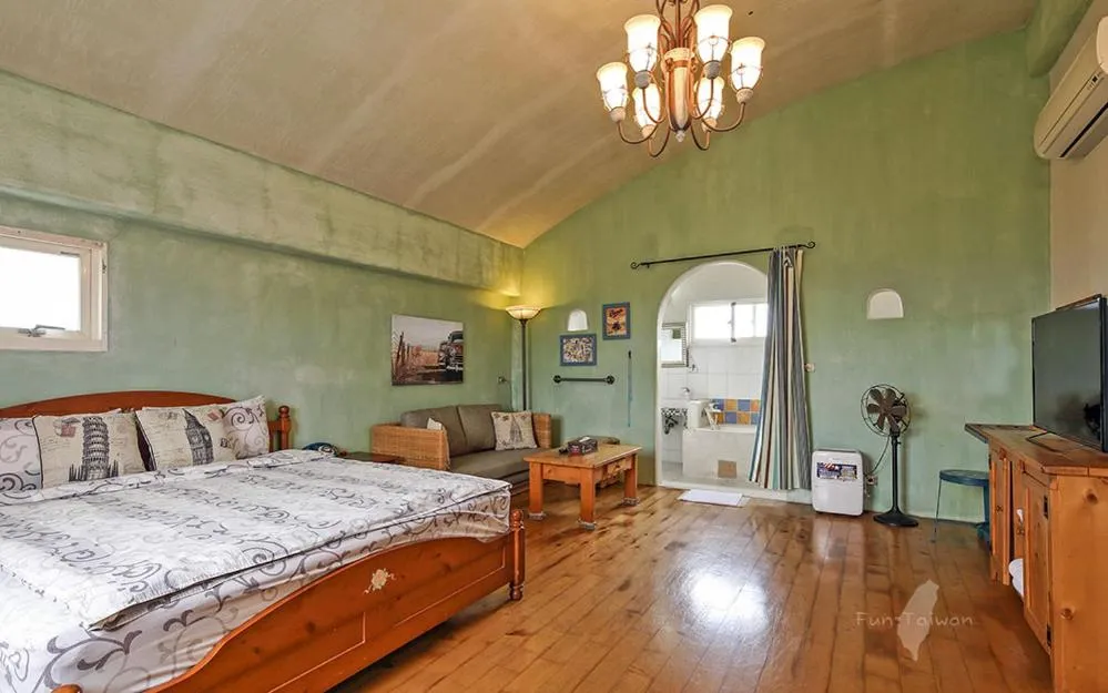 Deluxe Double Room in Remis villa