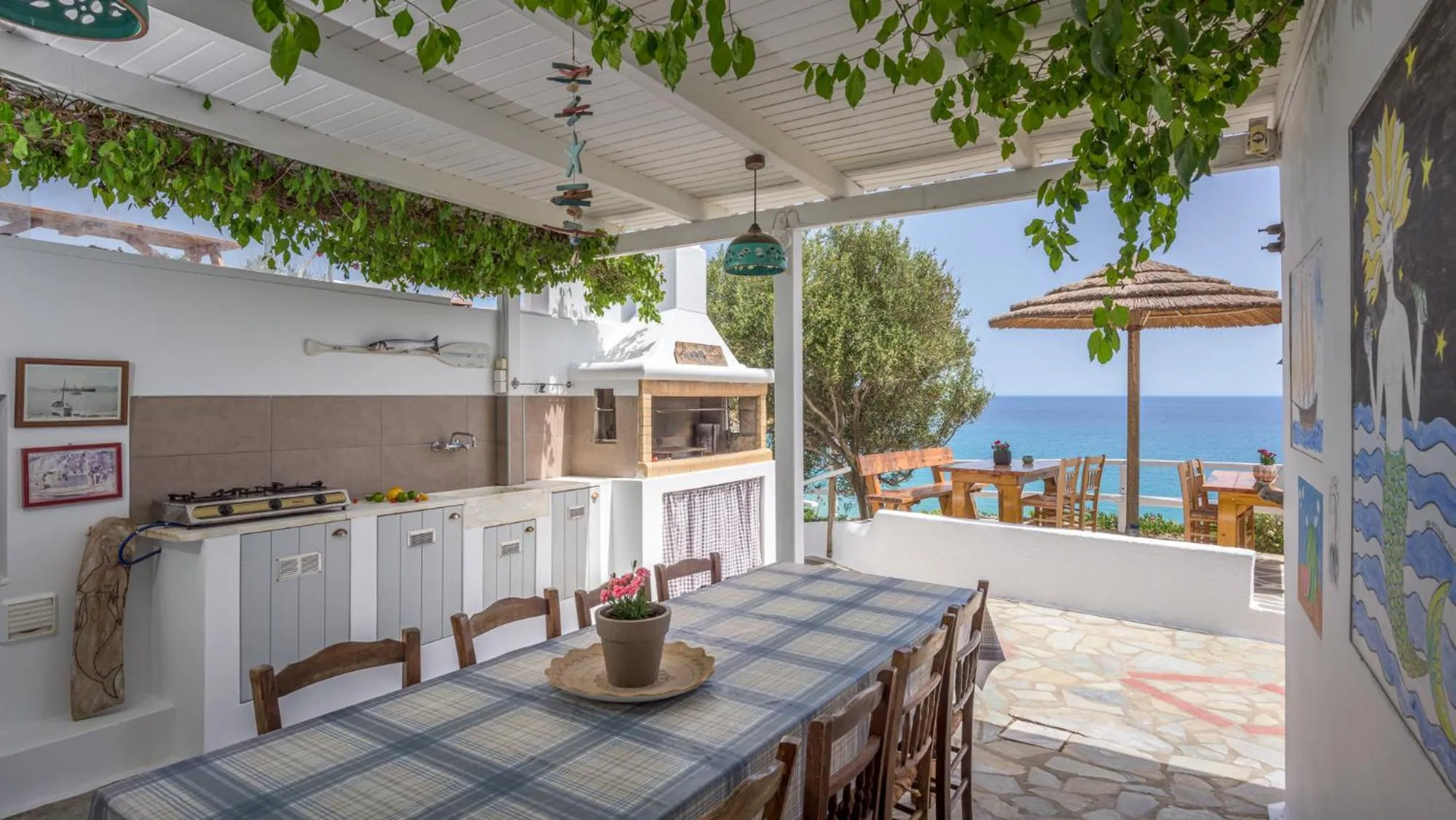 Giourgas Studios & Apartments