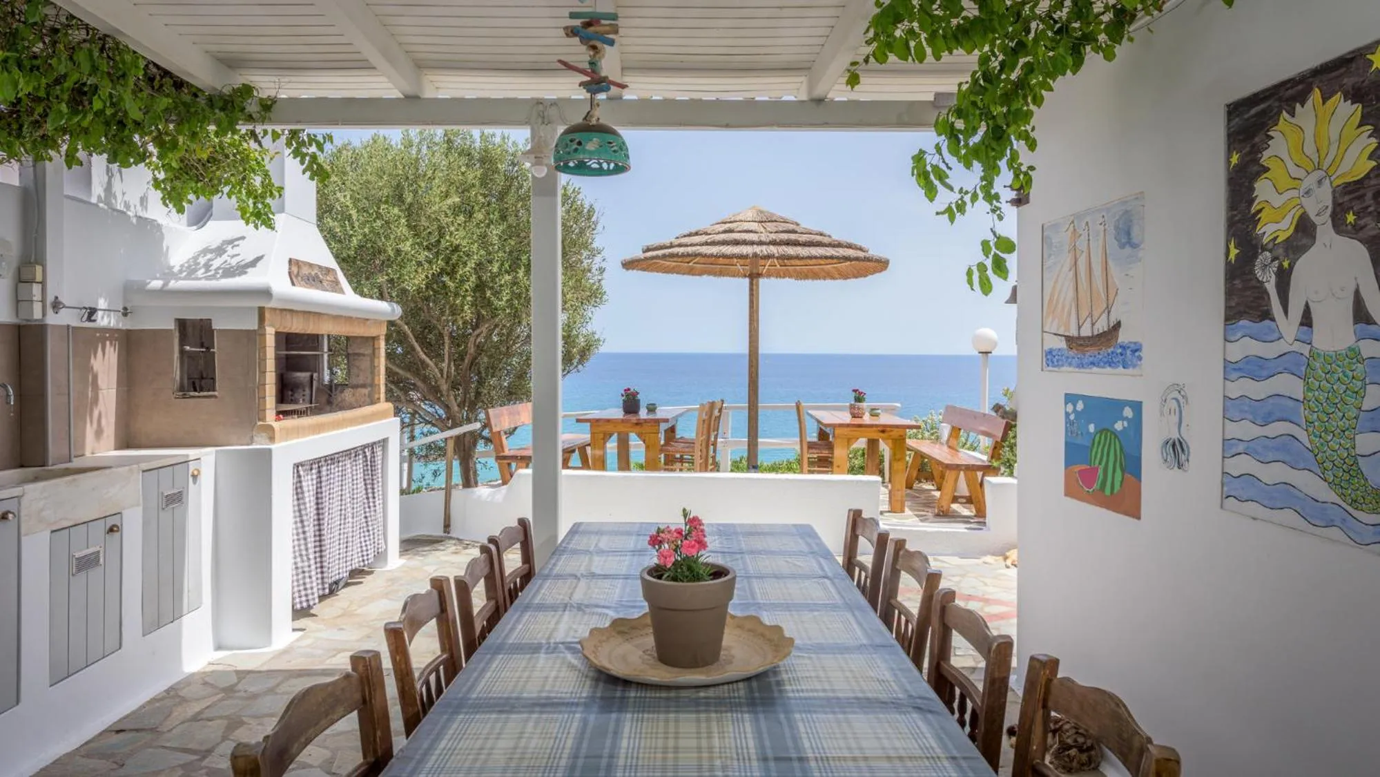 Giourgas Studios & Apartments