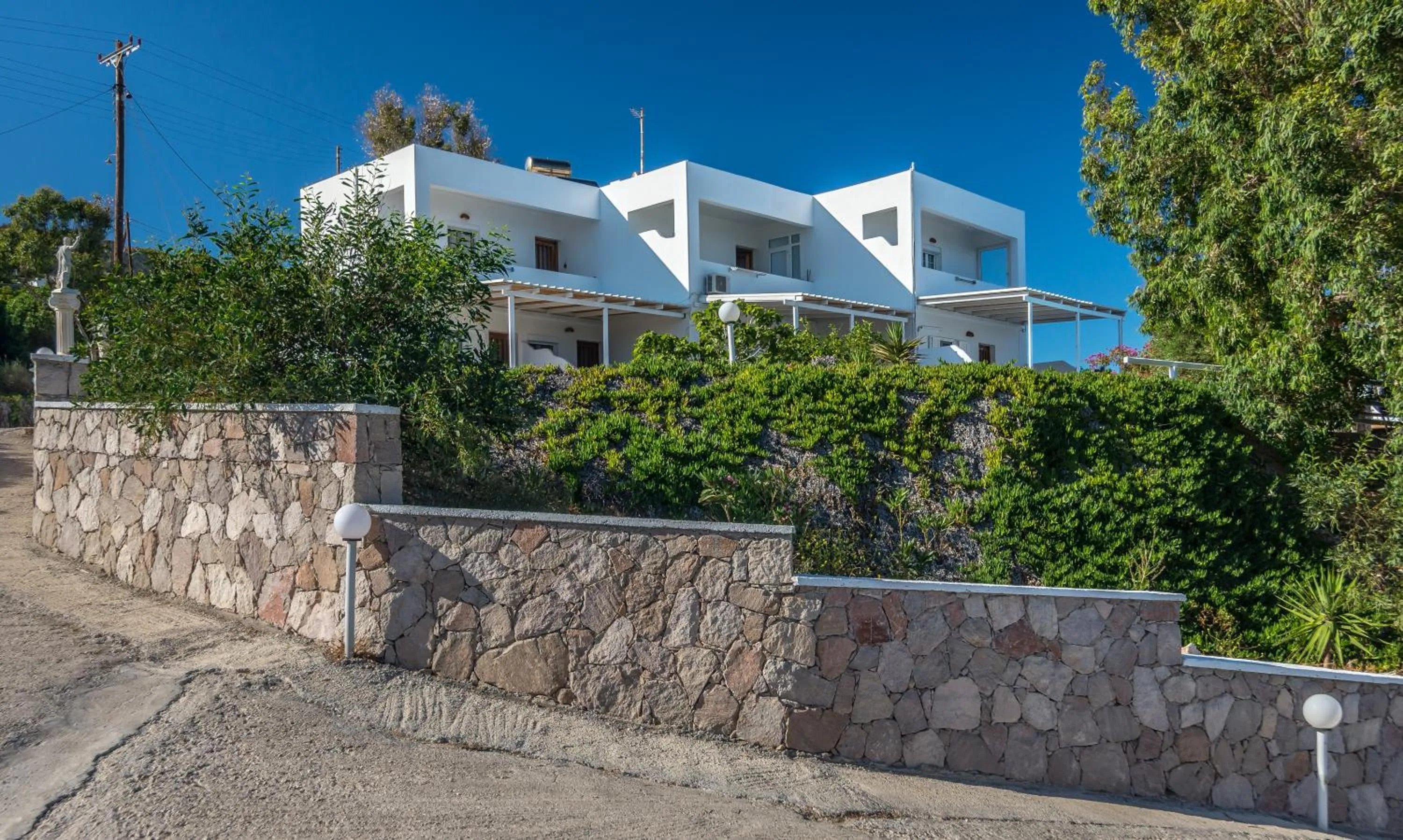 Giourgas Studios & Apartments