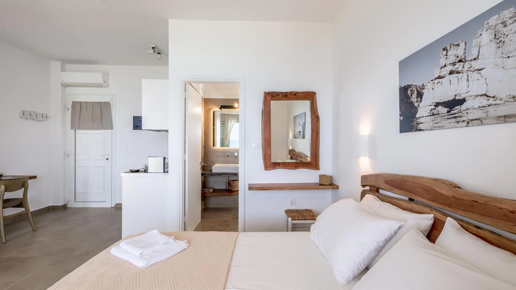 Bed in Giourgas Studios & Apartments