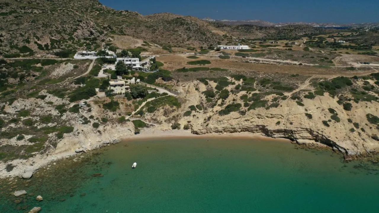 Giourgas Studios & Apartments