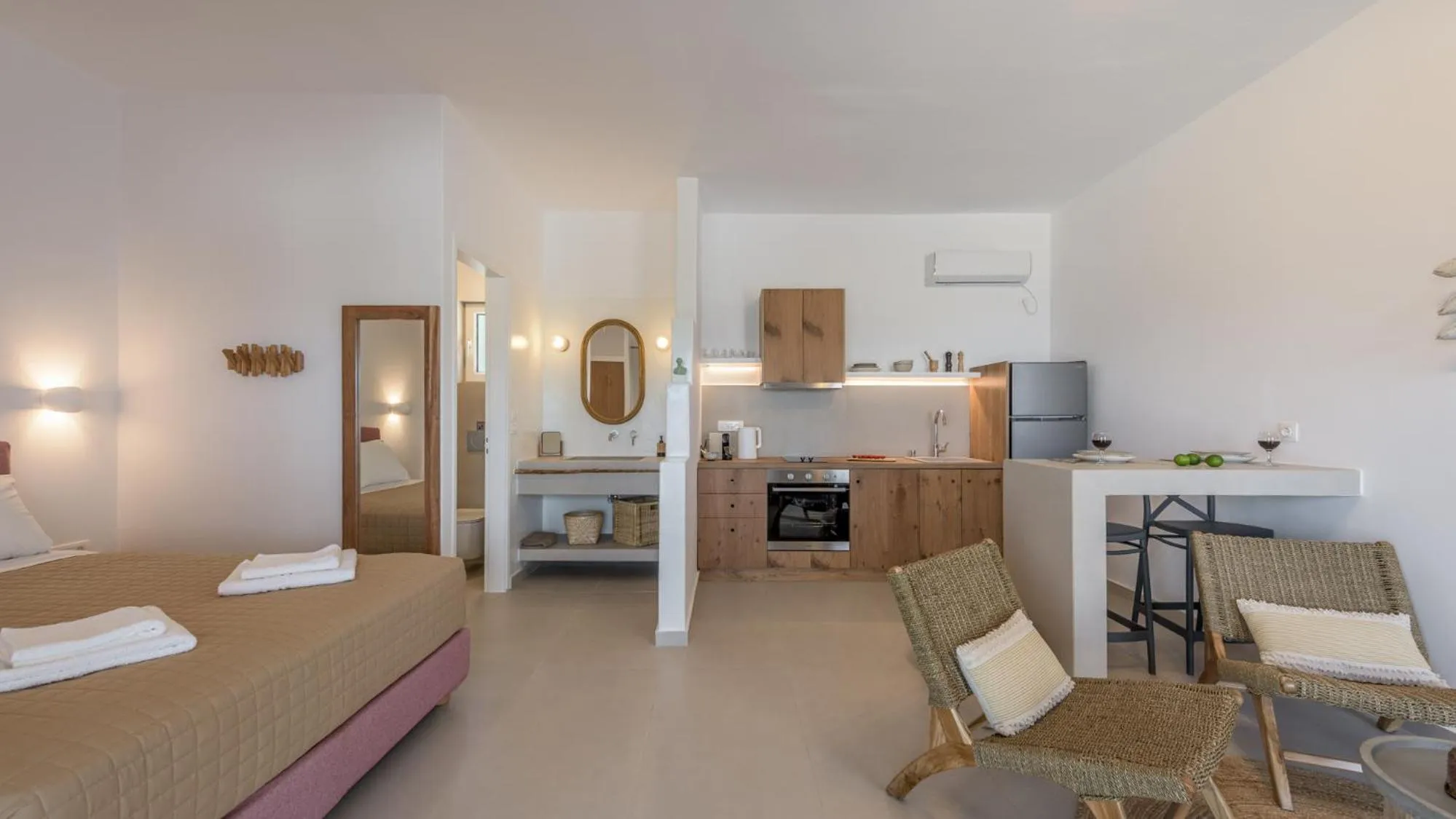 Bed in Giourgas Studios & Apartments