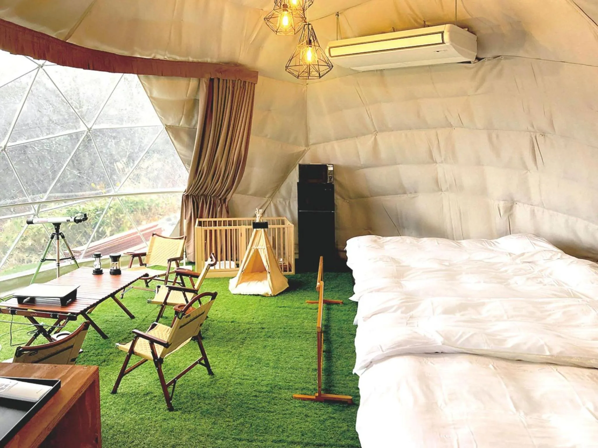 Photo of the whole room, Bed in Manten no Yado