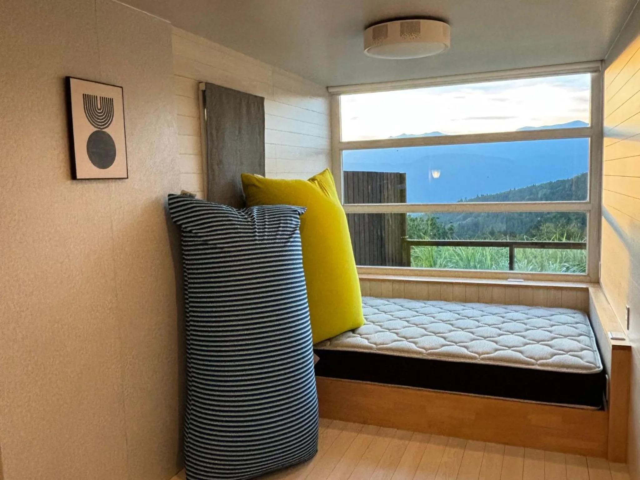 View (from property/room), Bed in Manten no Yado