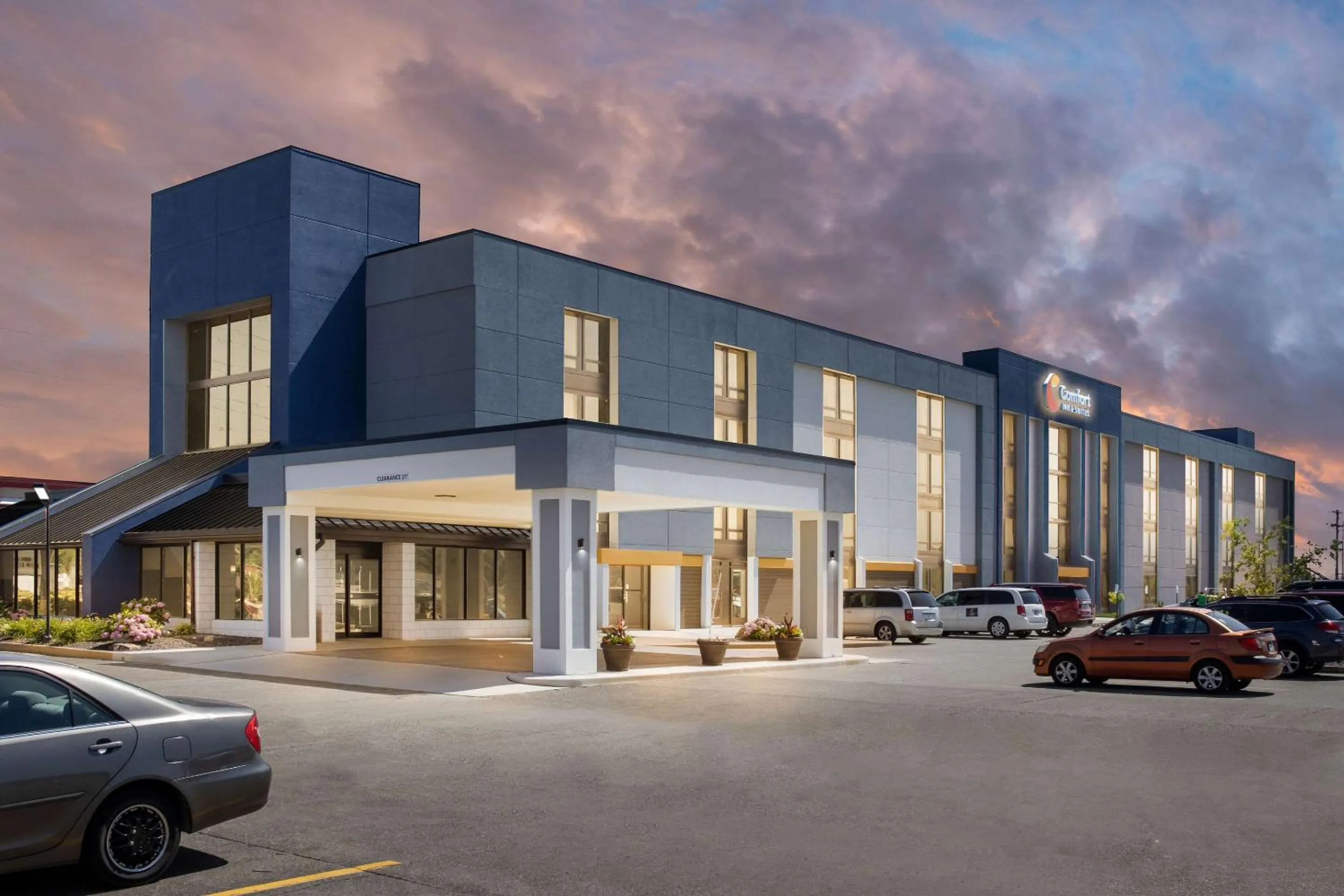 Property building in Comfort Inn & Suites Evansville Airport