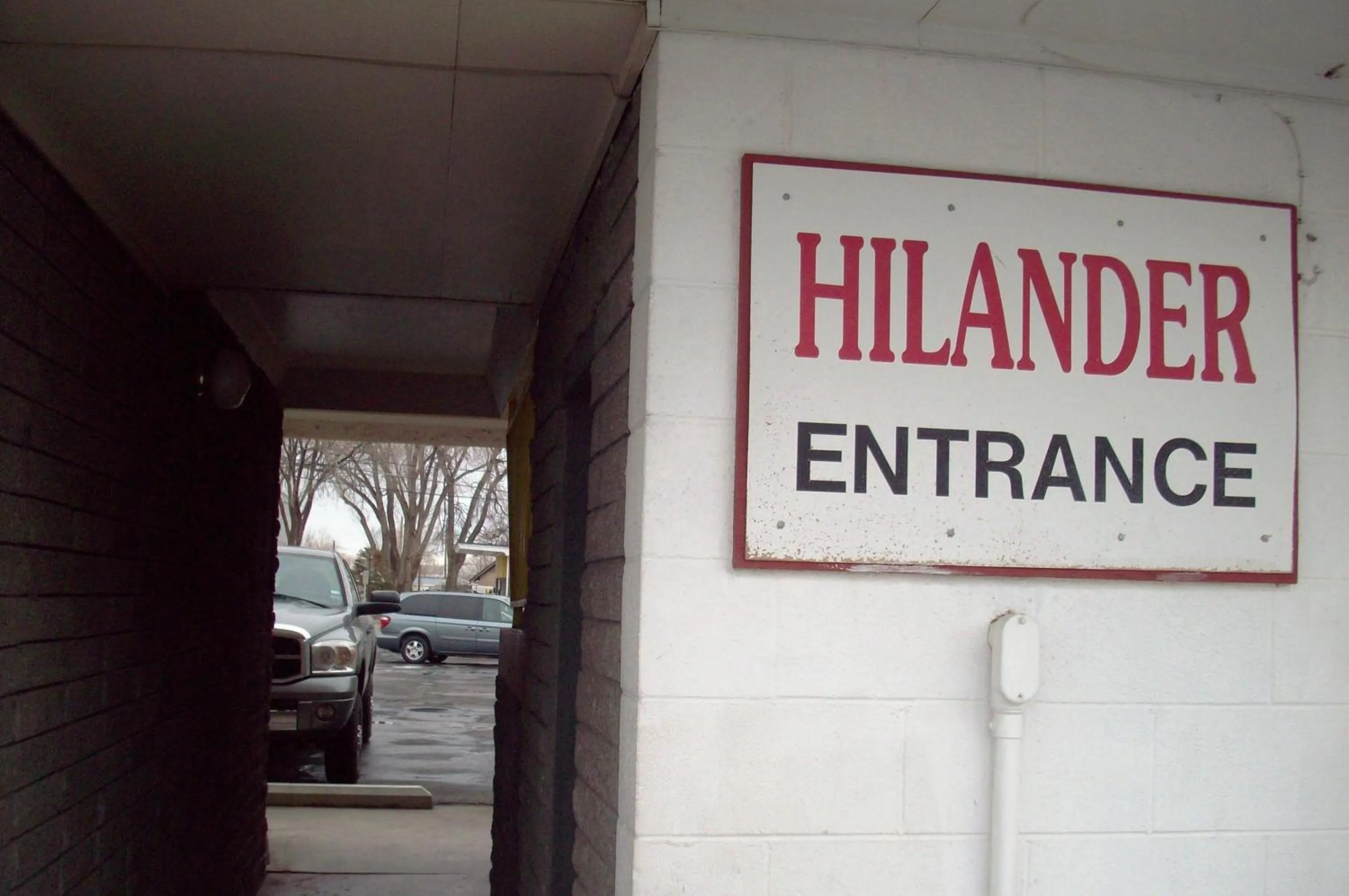 Hilander Motel