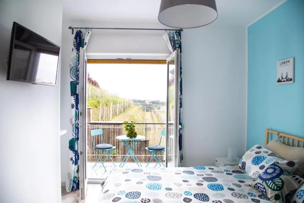 TV and multimedia, Bed in B&B Pacifico