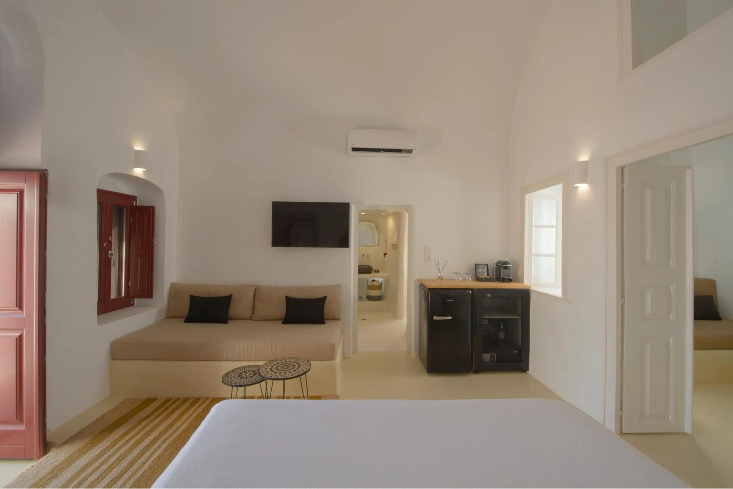 TV and multimedia, Bed in Nano Suites