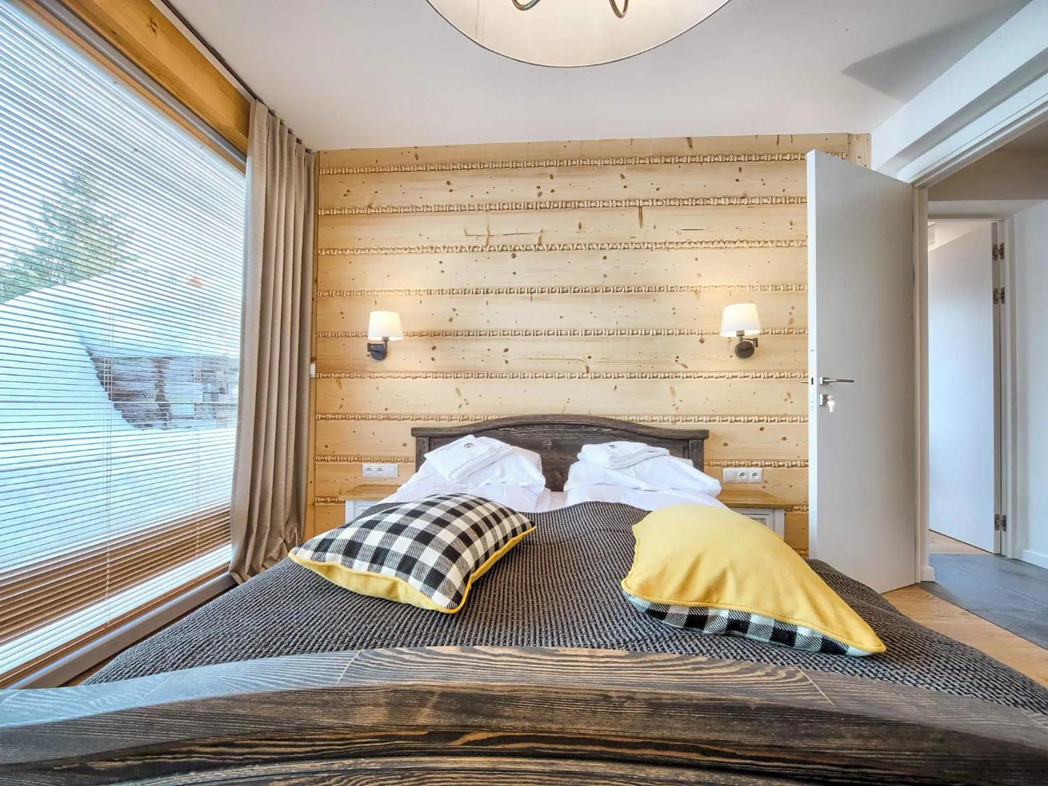 Bedroom, Bed in VisitZakopane - Coral Spa Apartment