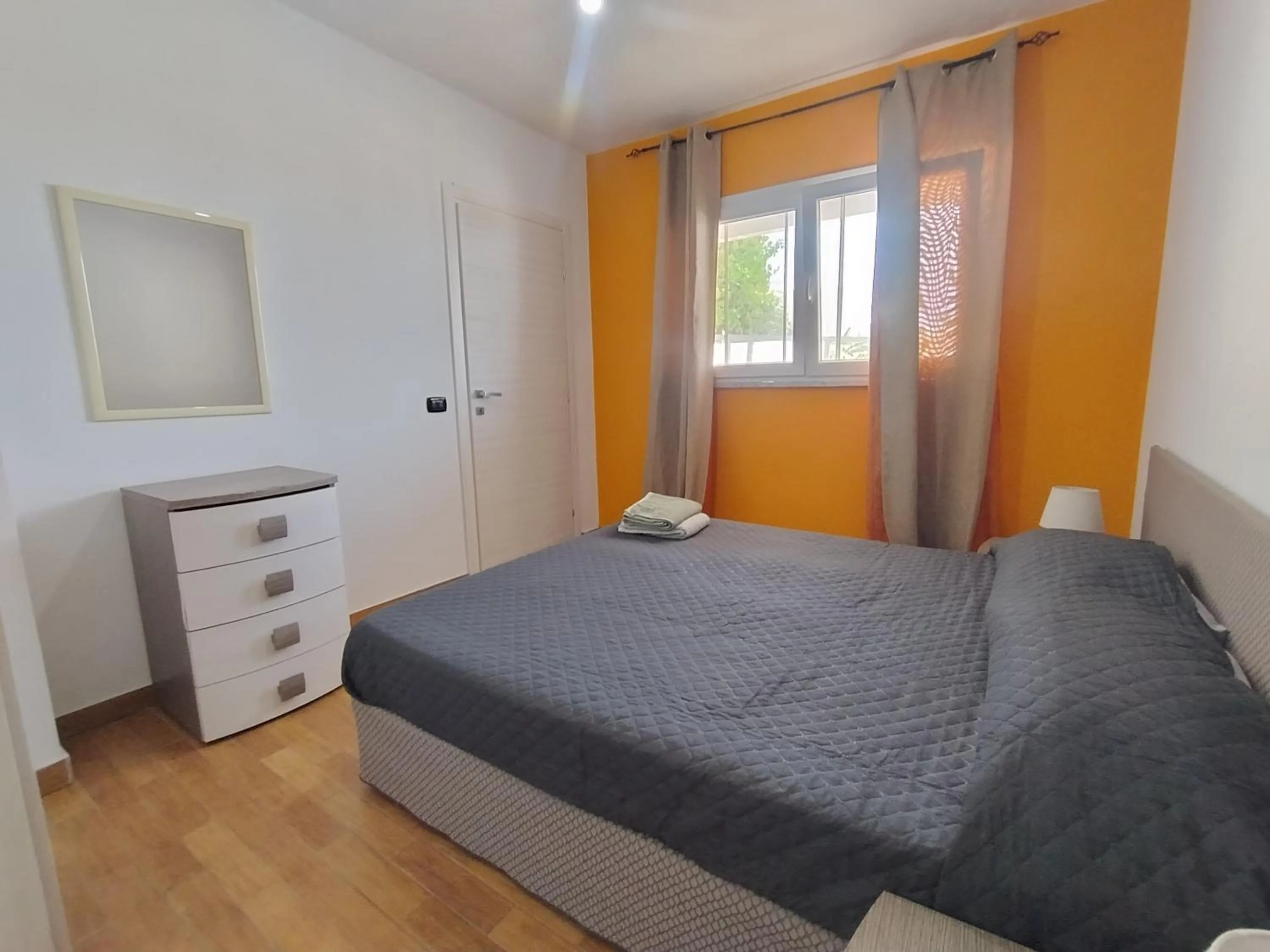 Bedroom, Bed in la perla dello ionio