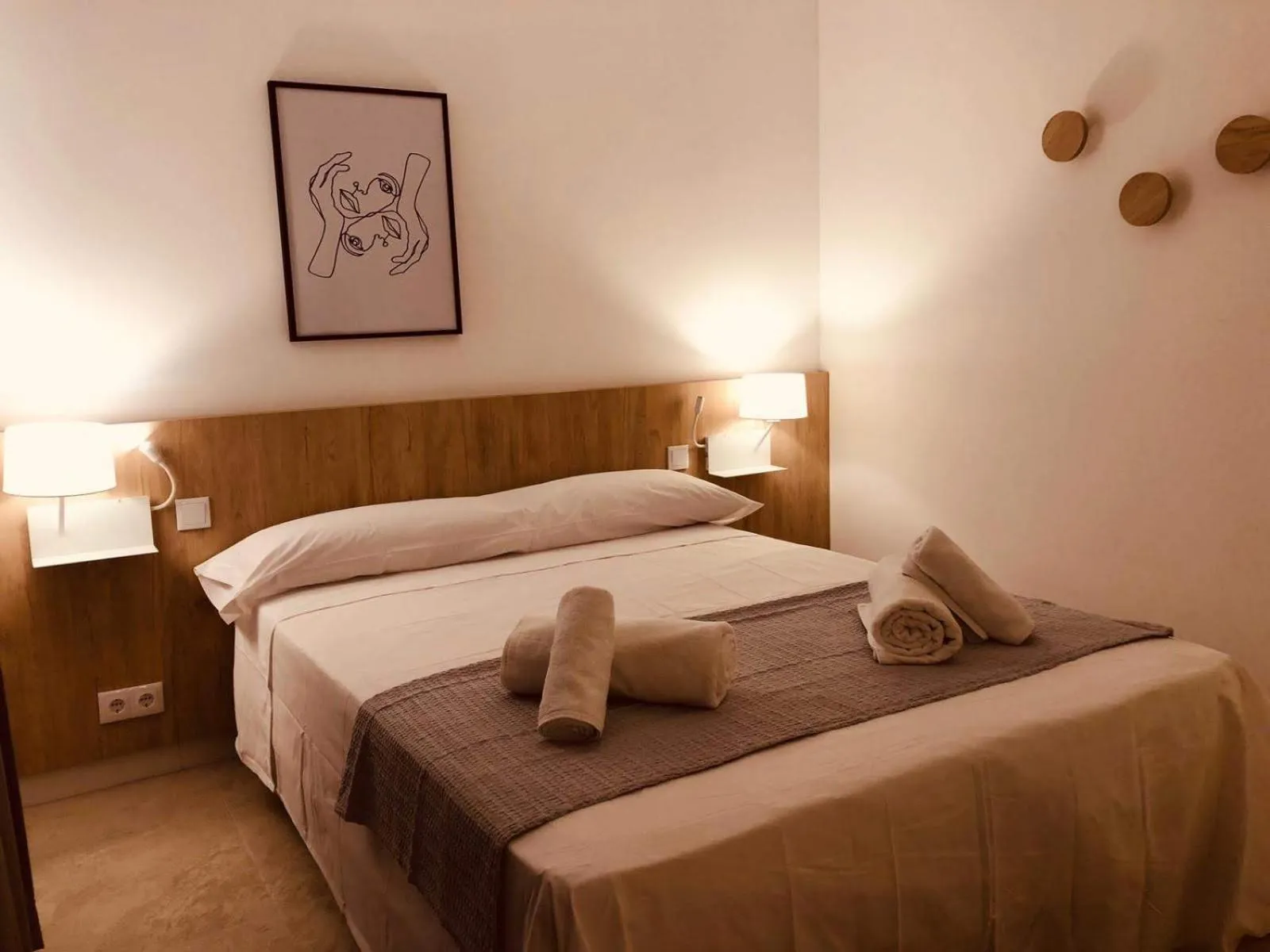 Bed in Hotel Victori