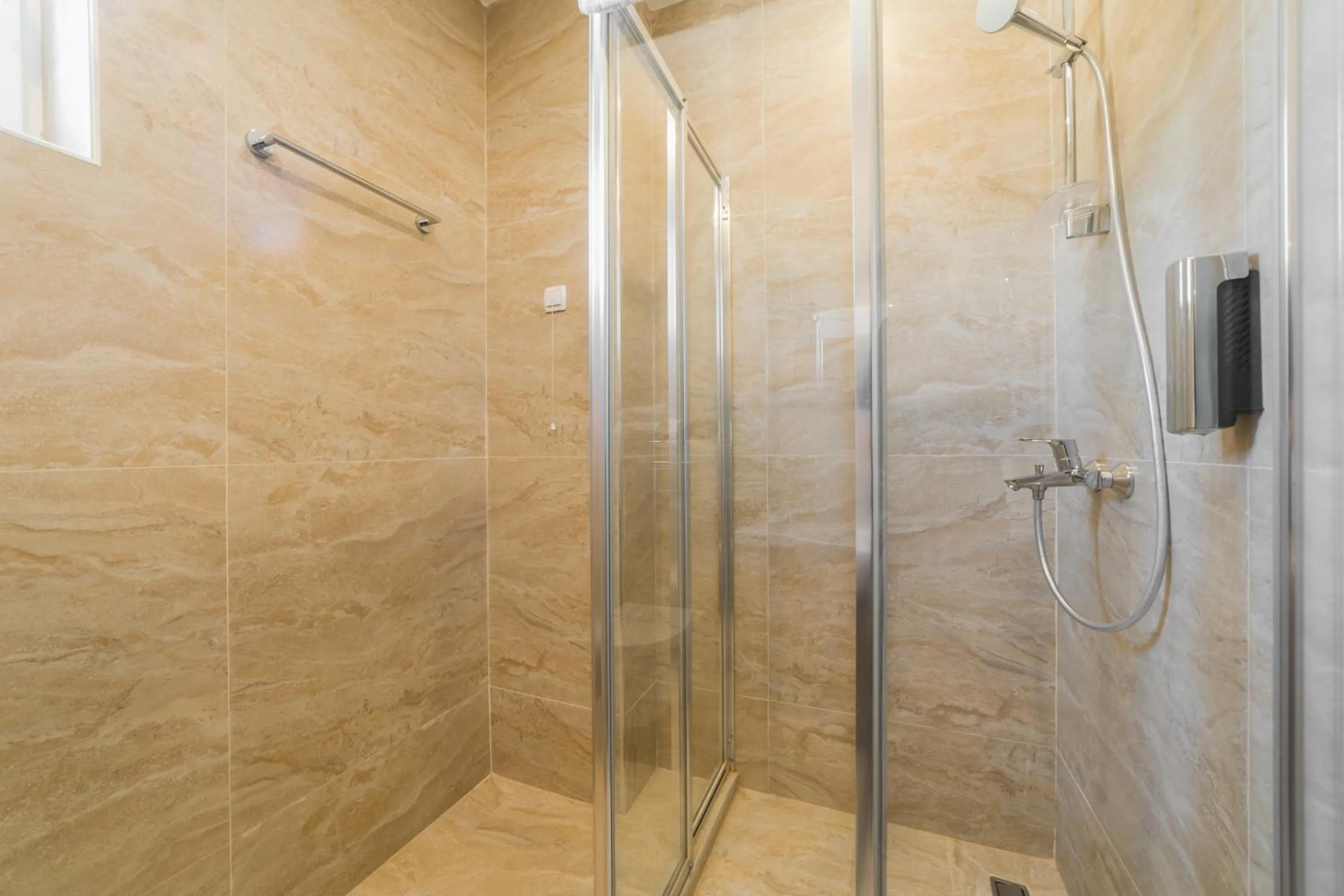 Shower in Hotel 219 Budva