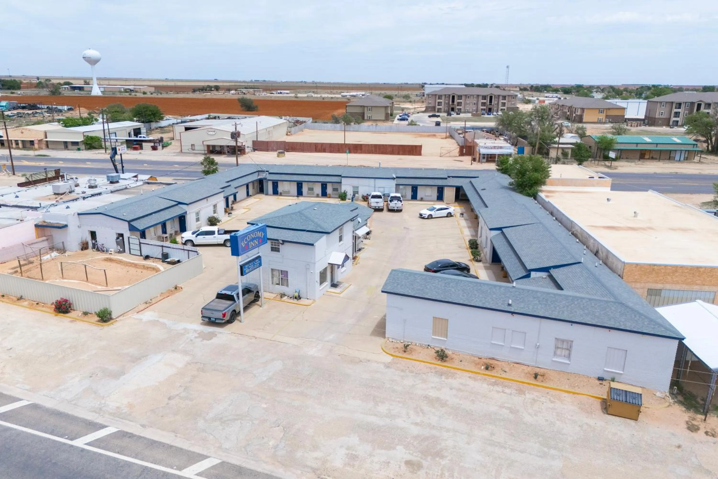 Facade/entrance in Economy Inn By OYO, Lamesa TX