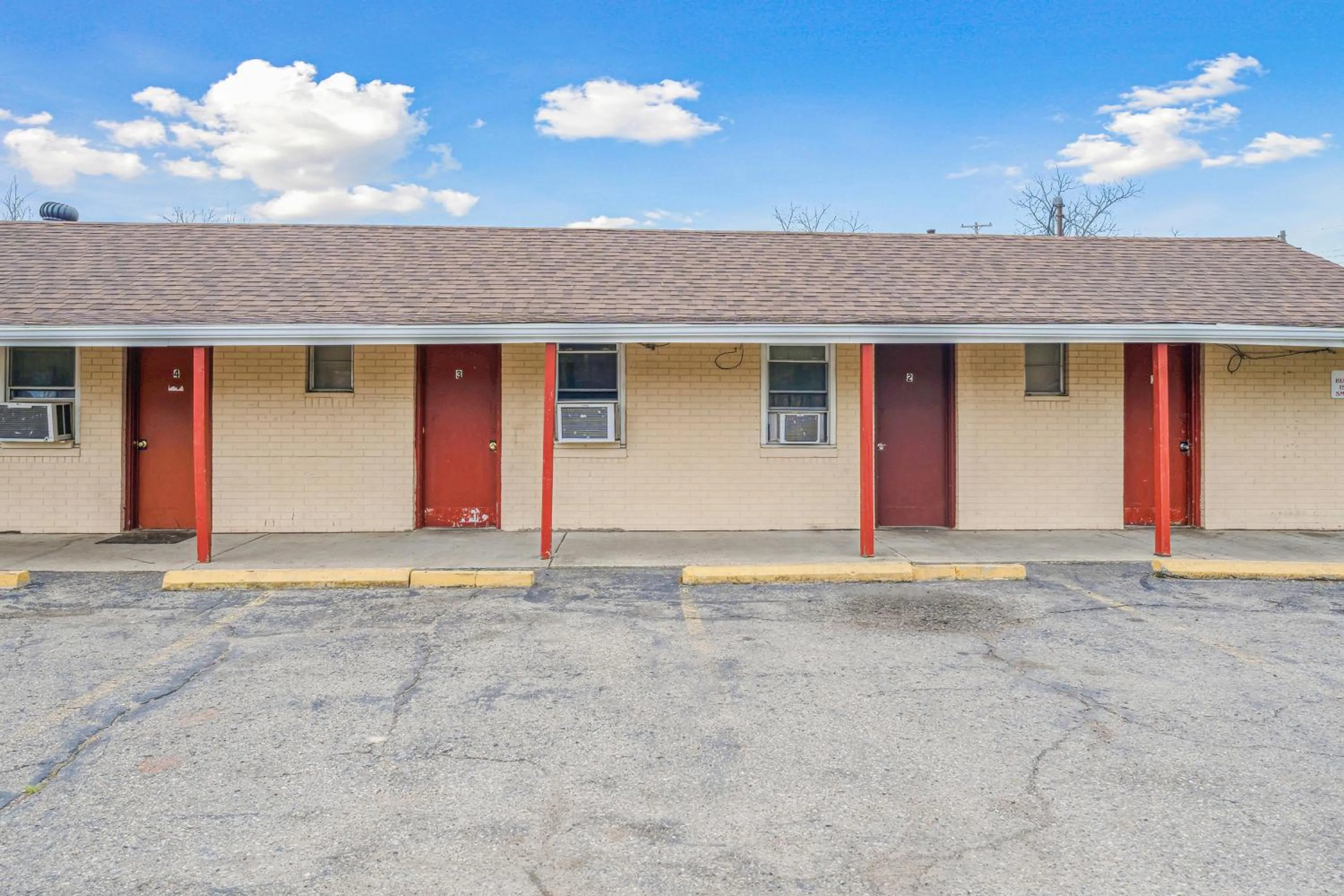 Property building in Flint Motel by OYO MI Near I-475
