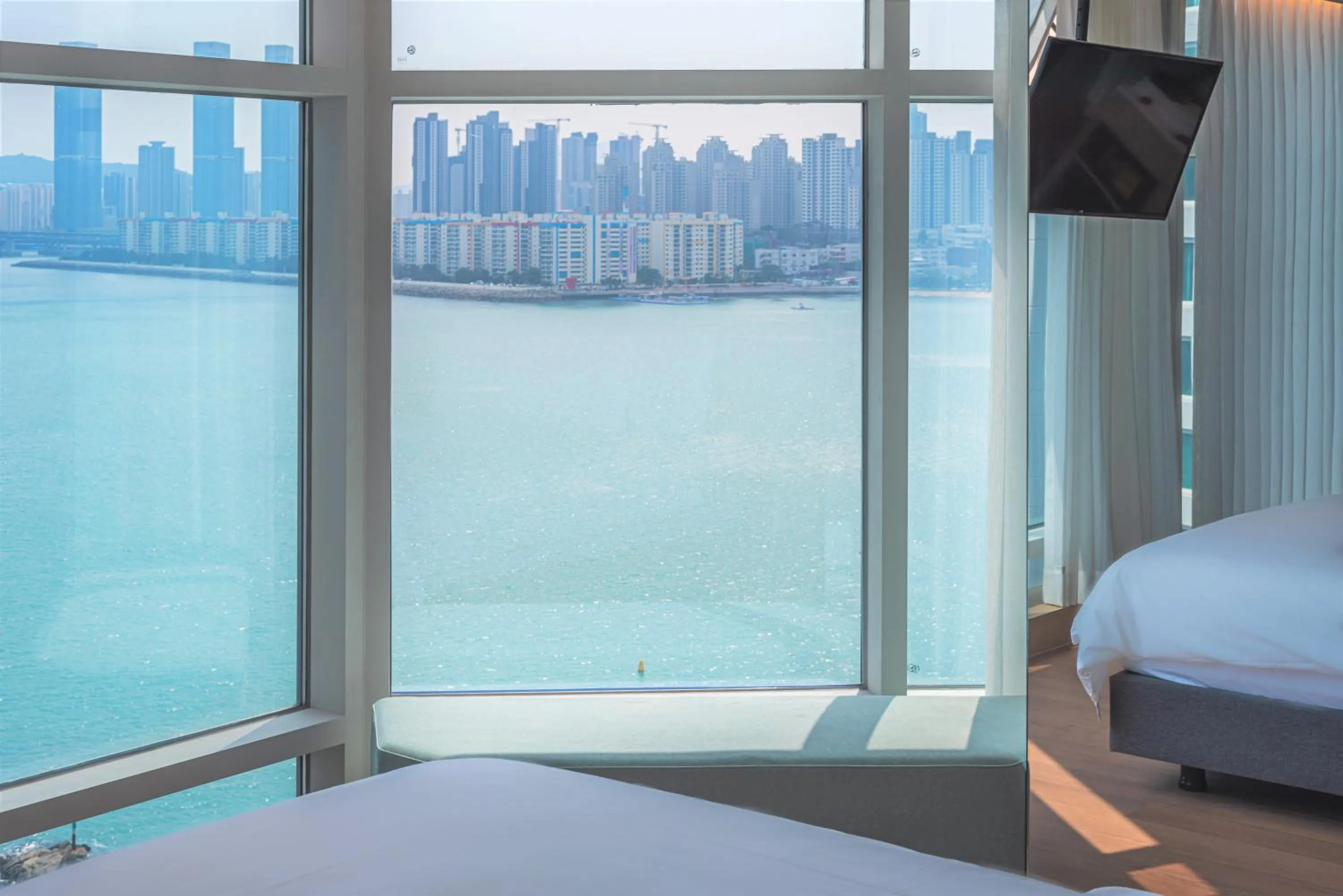 Photo of the whole room, Bed in Hotel Marine view