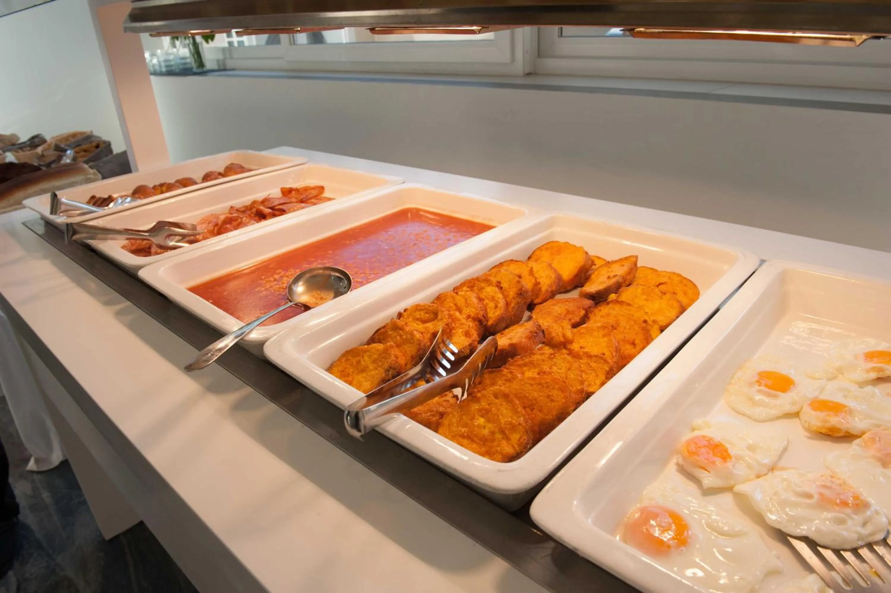 Breakfast in Amour Holiday Resort