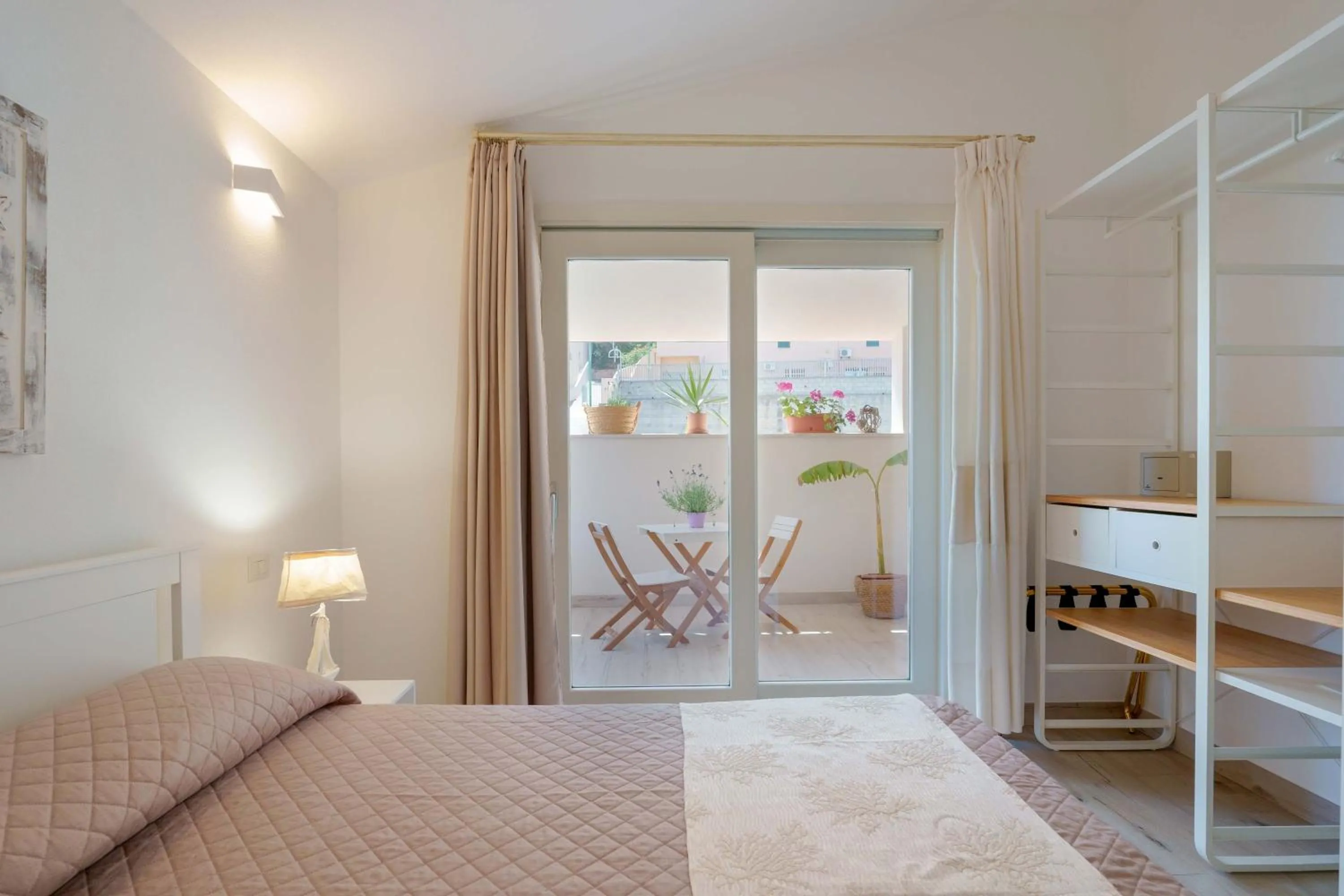 Bed in Domo Green House