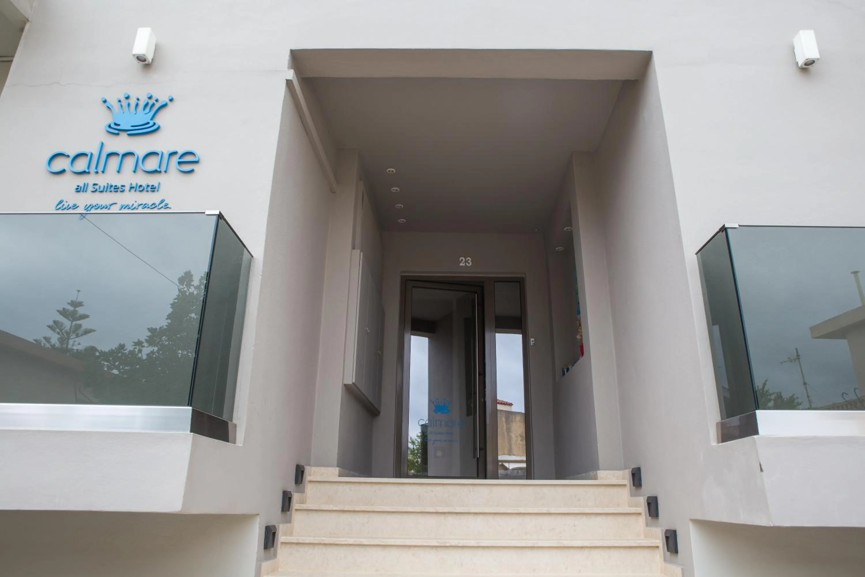 Property building in Calmare suites