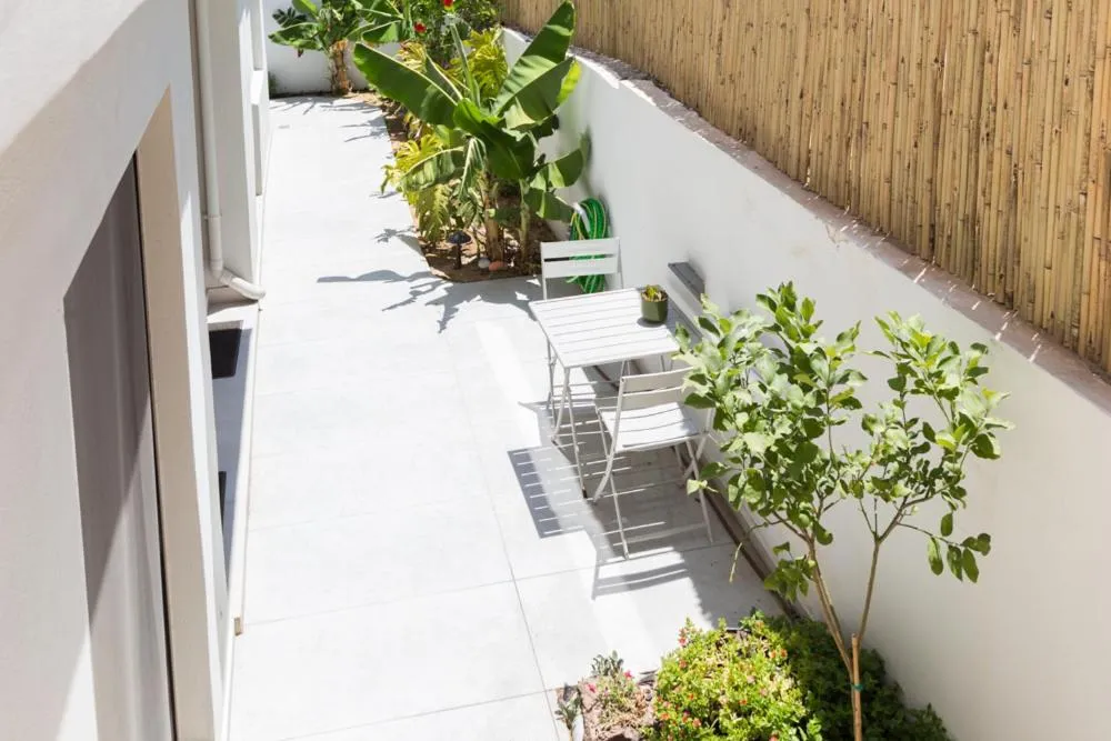 Garden in Calmare suites