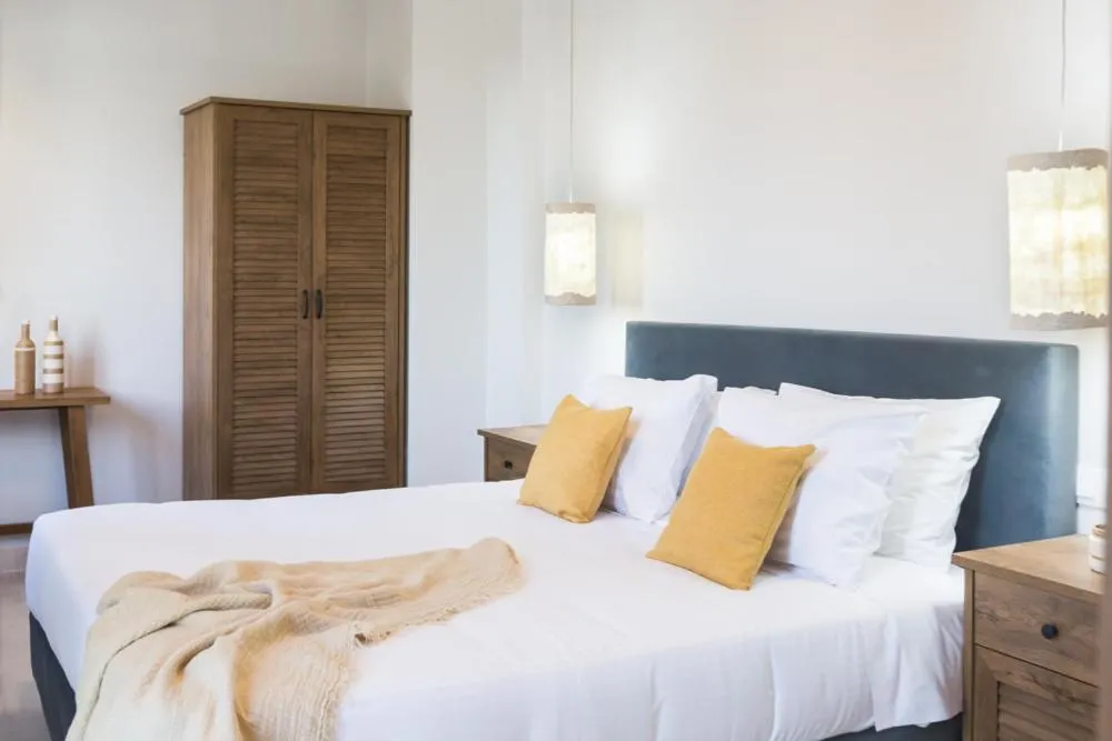 Bed in Calmare suites