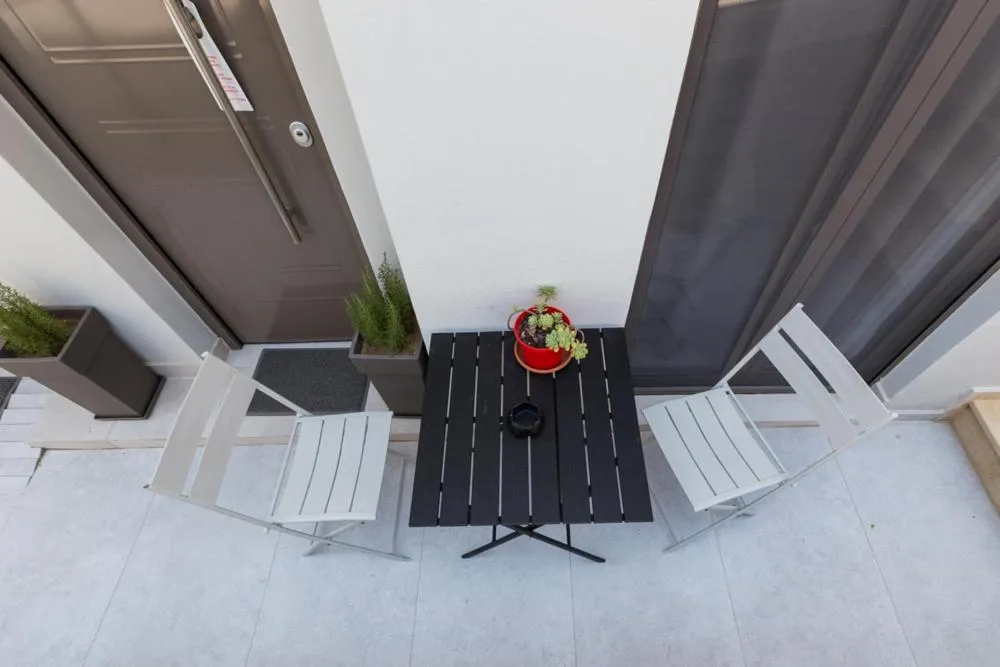 Balcony/Terrace in Calmare suites