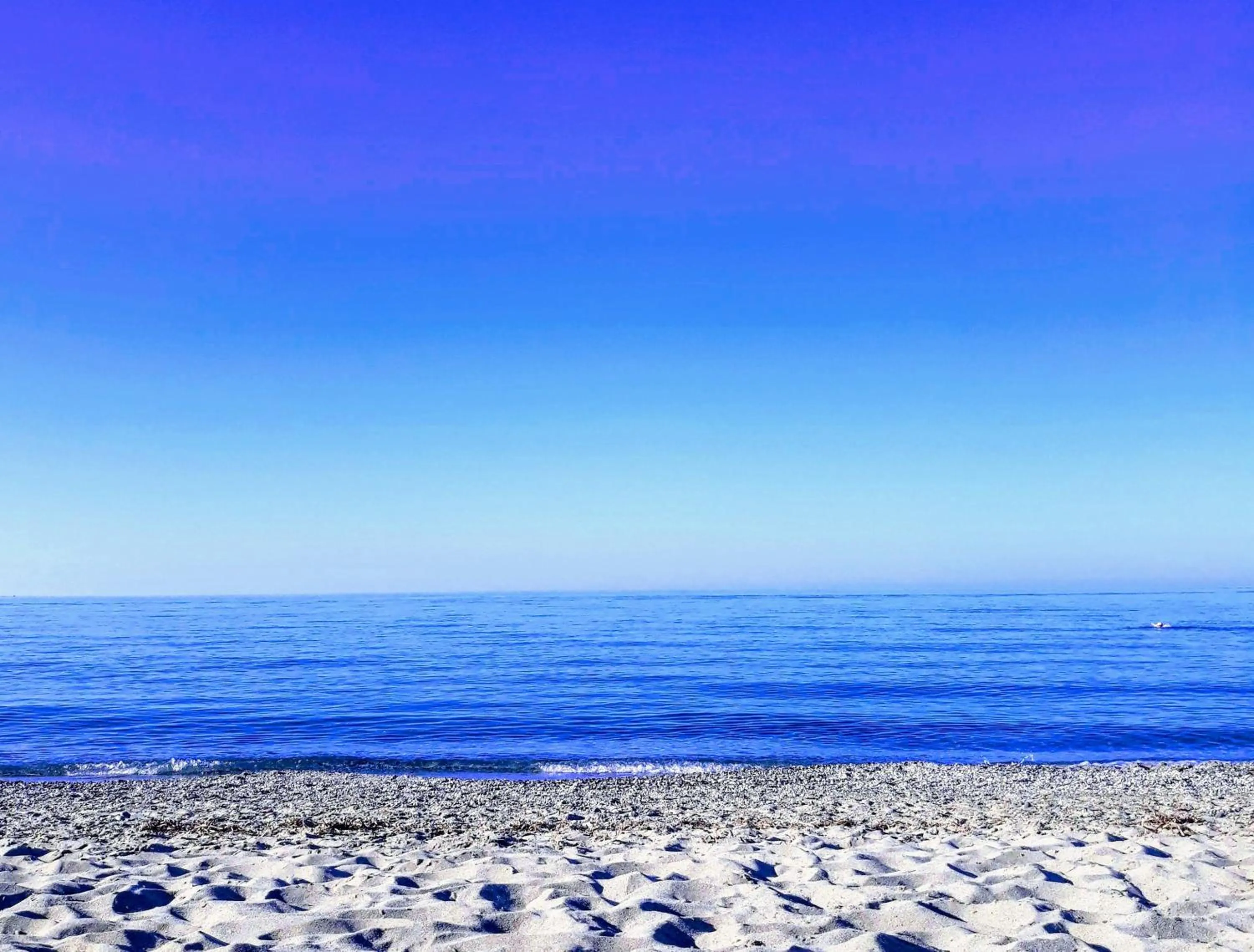 Natural landscape in Calmare suites