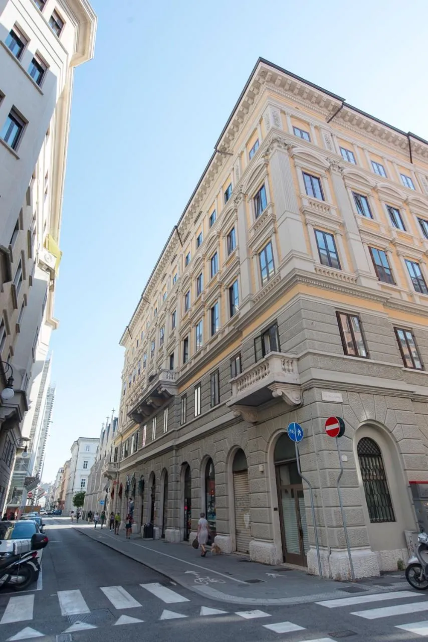 Property building in Dada