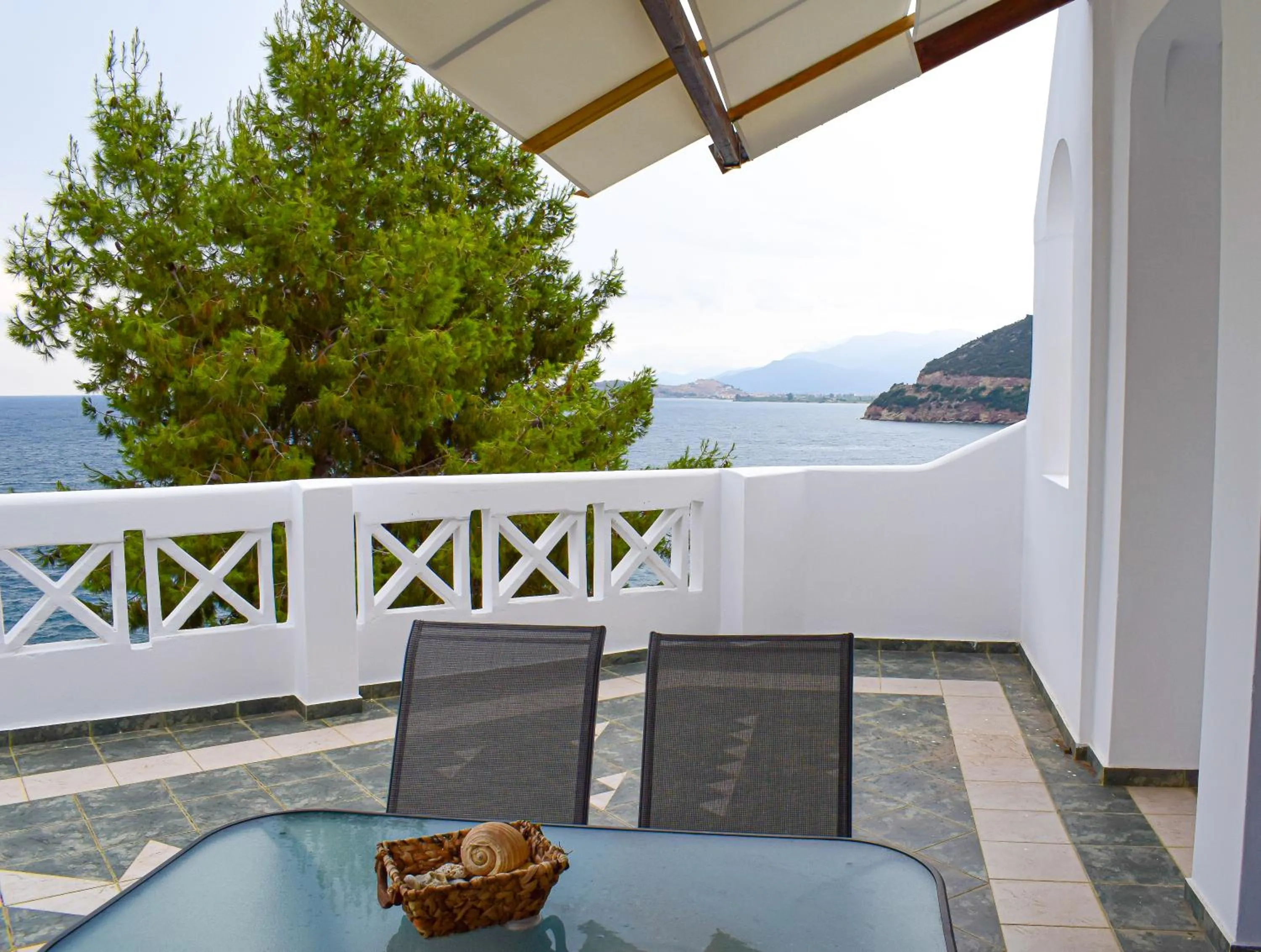 Day in Muses seaside Villas