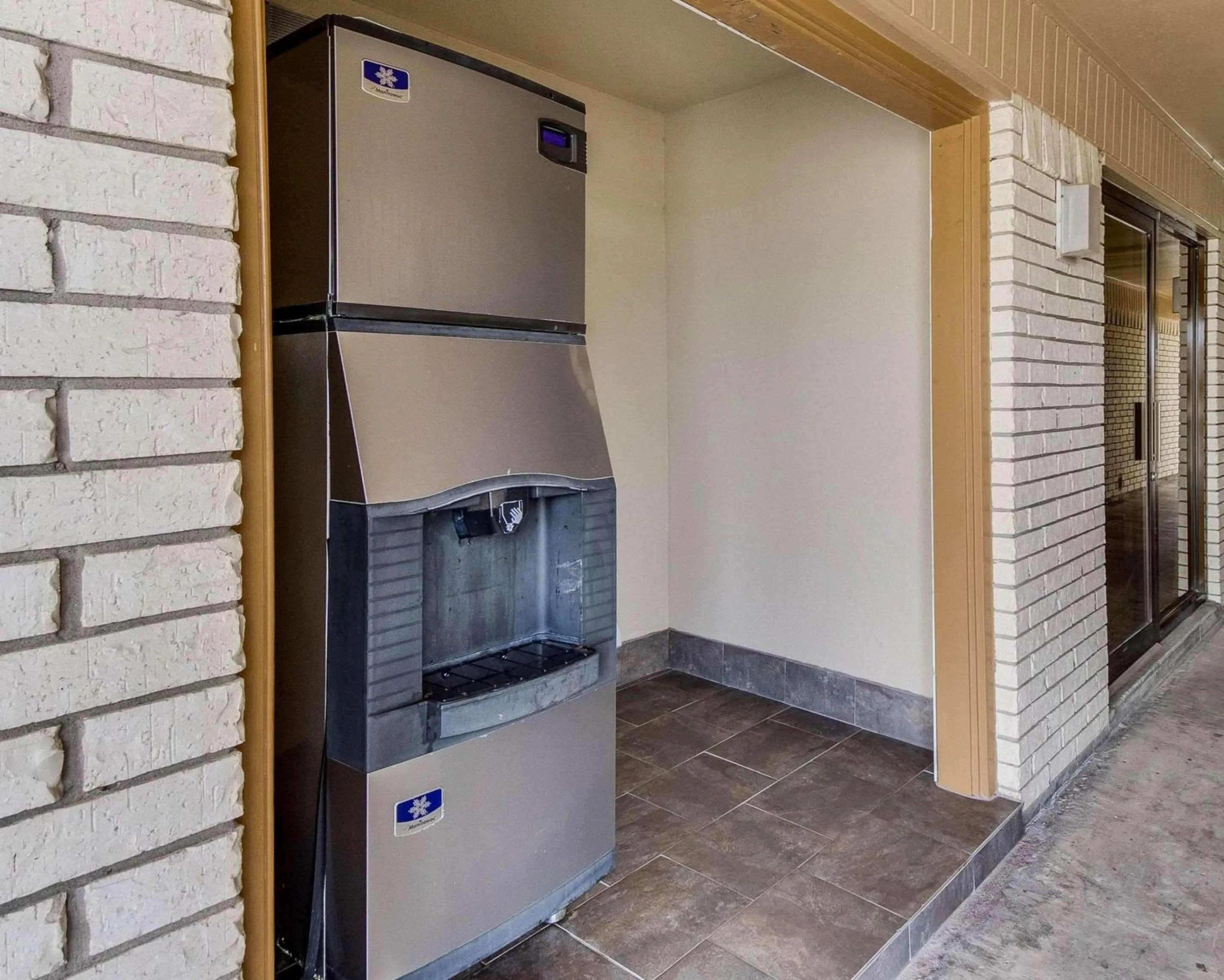 Other in Econo Lodge Falfurrias Hwy 281