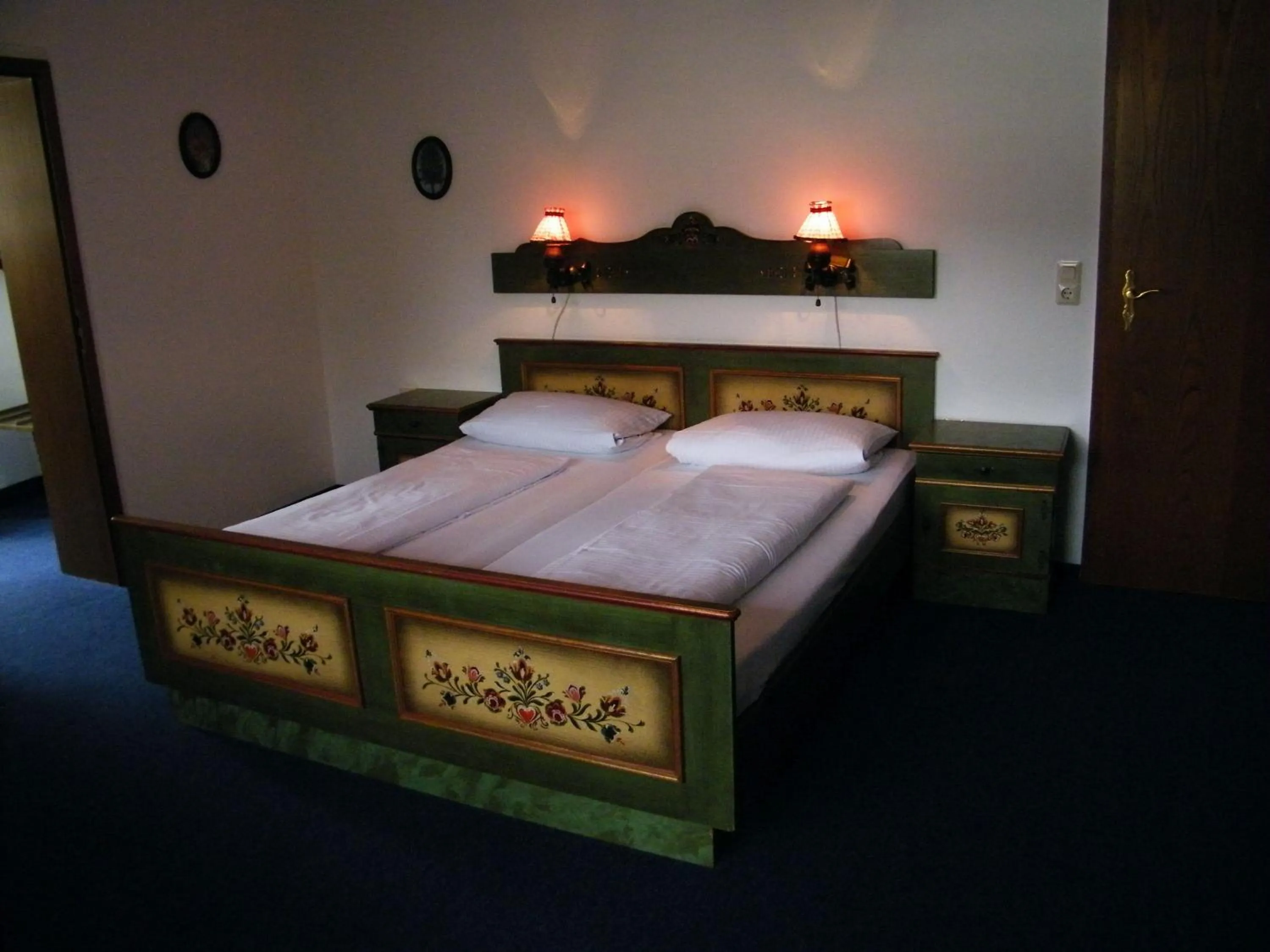 Photo of the whole room, Bed in Ferien vom Ich, Bayerischer Wald, Hotel & Restaurant