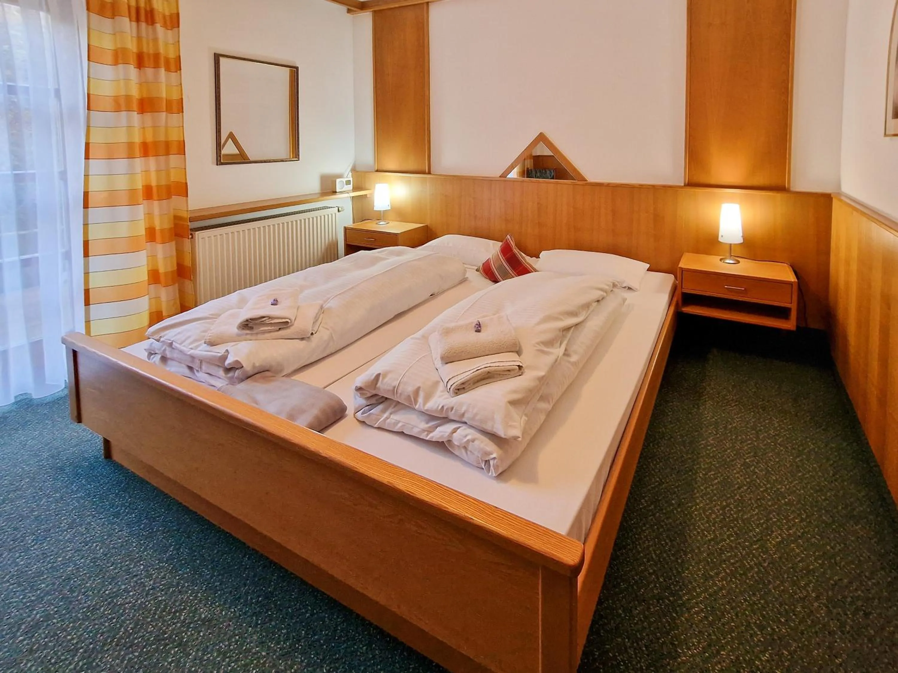 Bed in Ferien vom Ich, Bayerischer Wald, Hotel & Restaurant