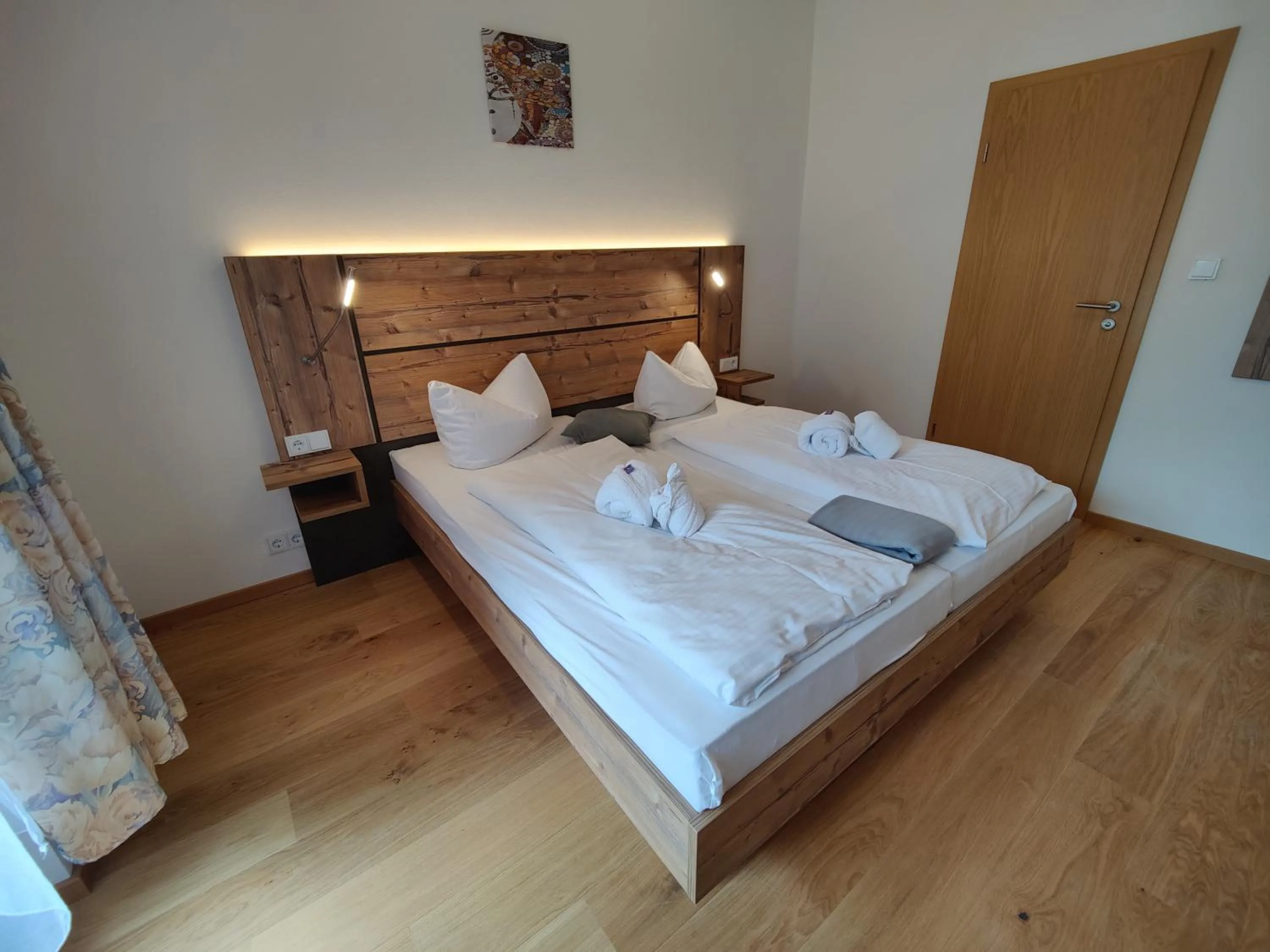 Bed in Ferien vom Ich, Bayerischer Wald, Hotel & Restaurant