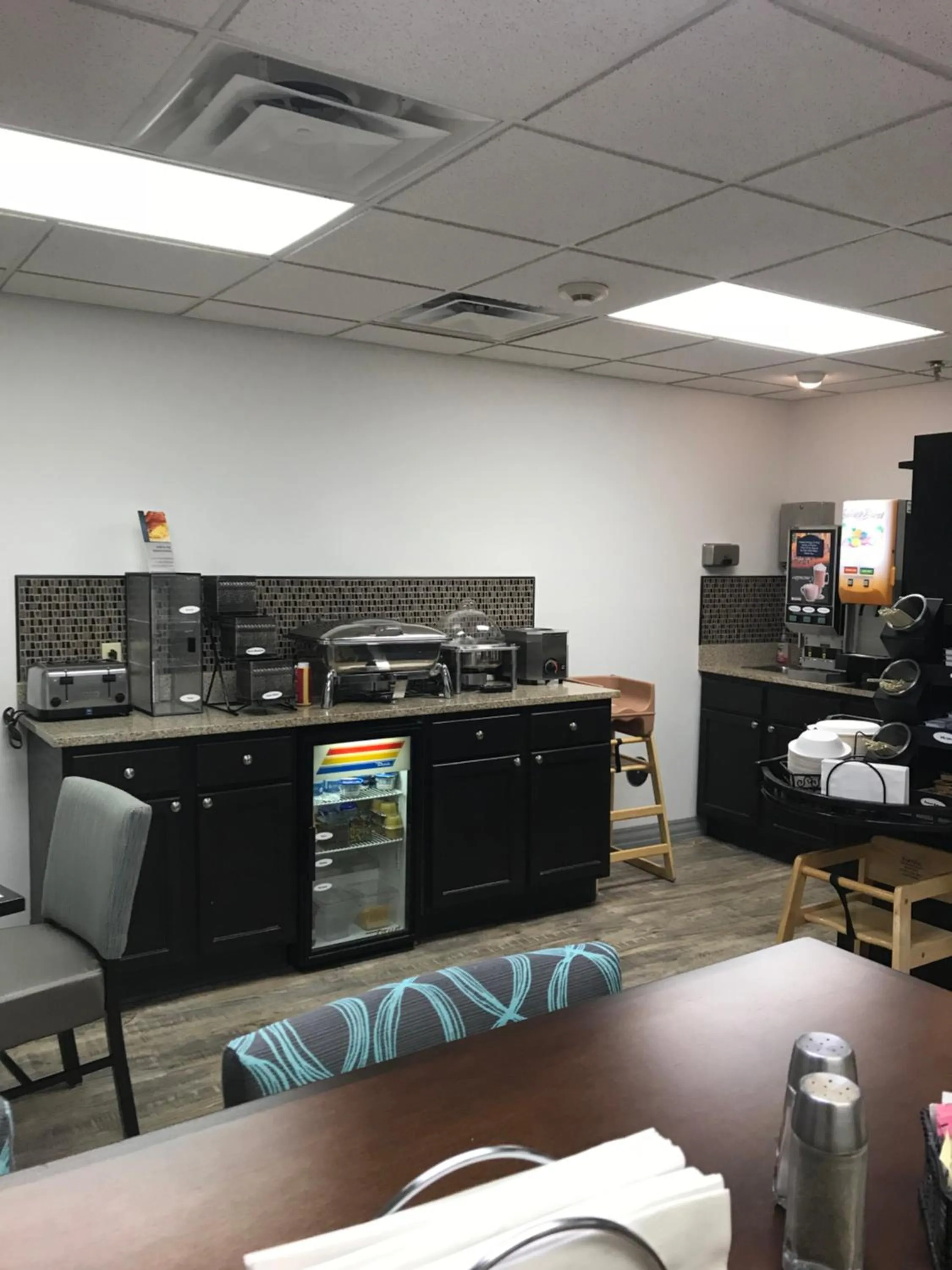 Sunrise in Best Western Brookfield