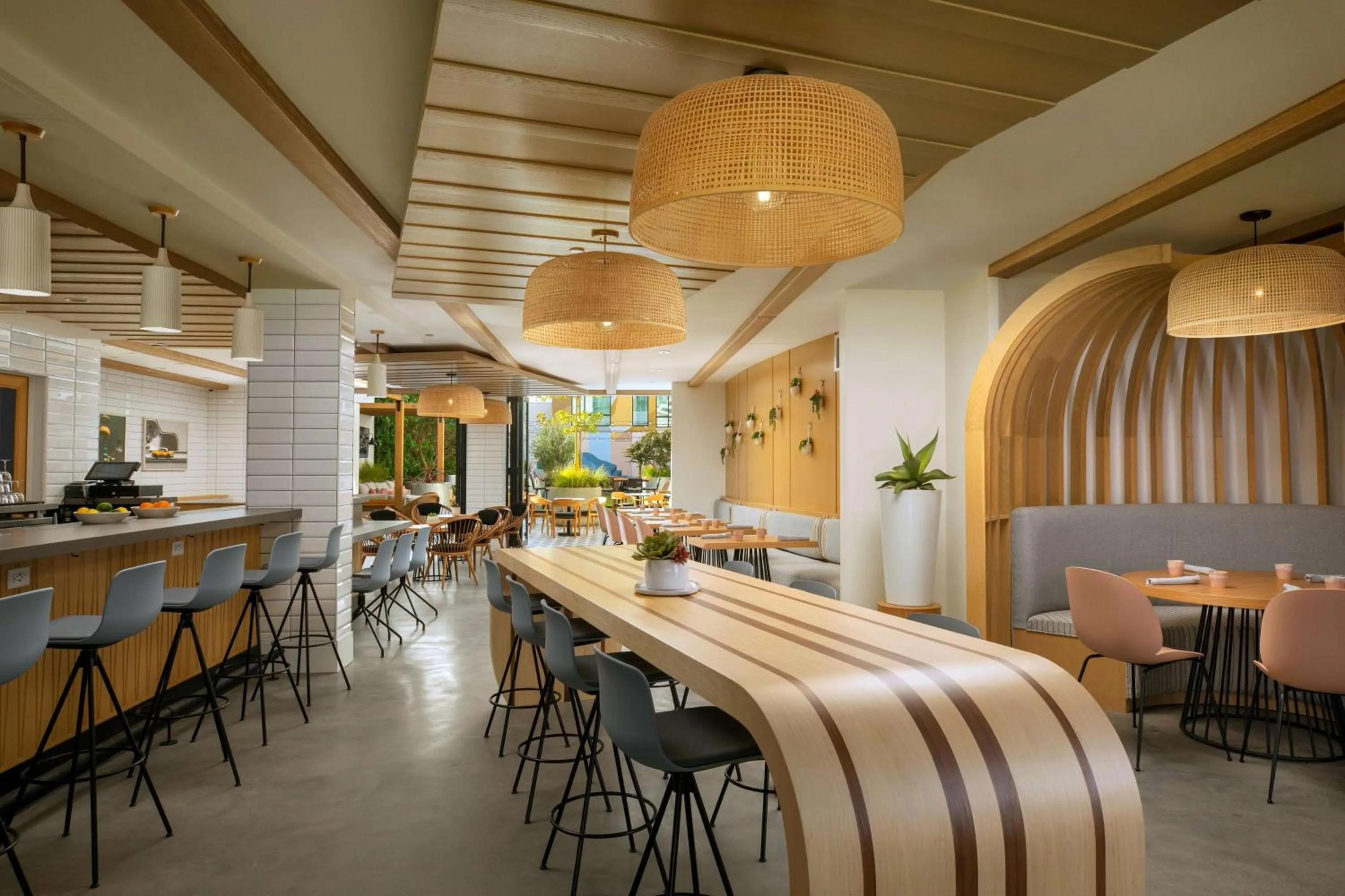 Restaurant/places to eat in The Monsaraz San Diego, Tapestry Collection By Hilton